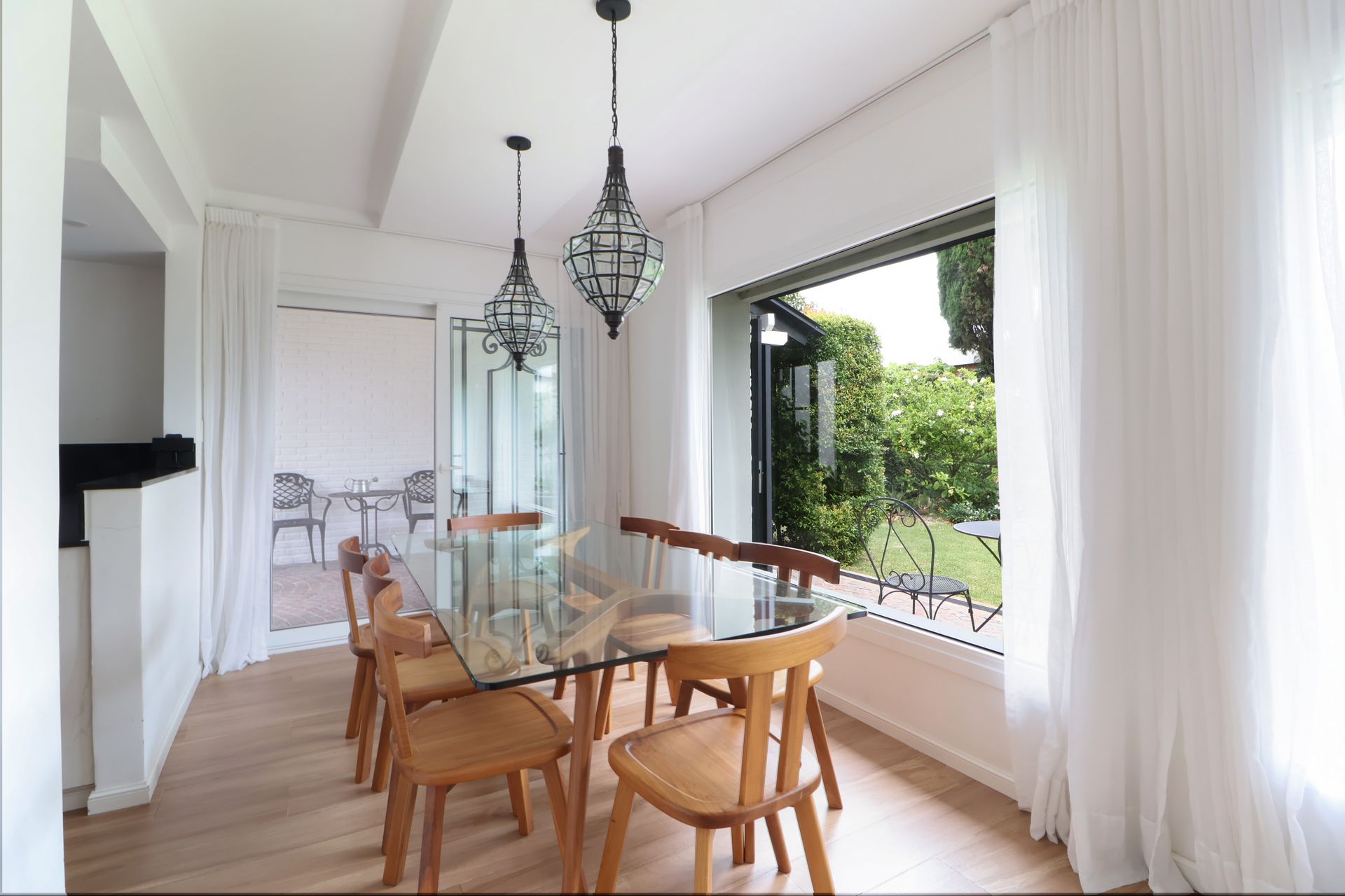 House for Sale, 6 Rooms, Martínez, Own Lot