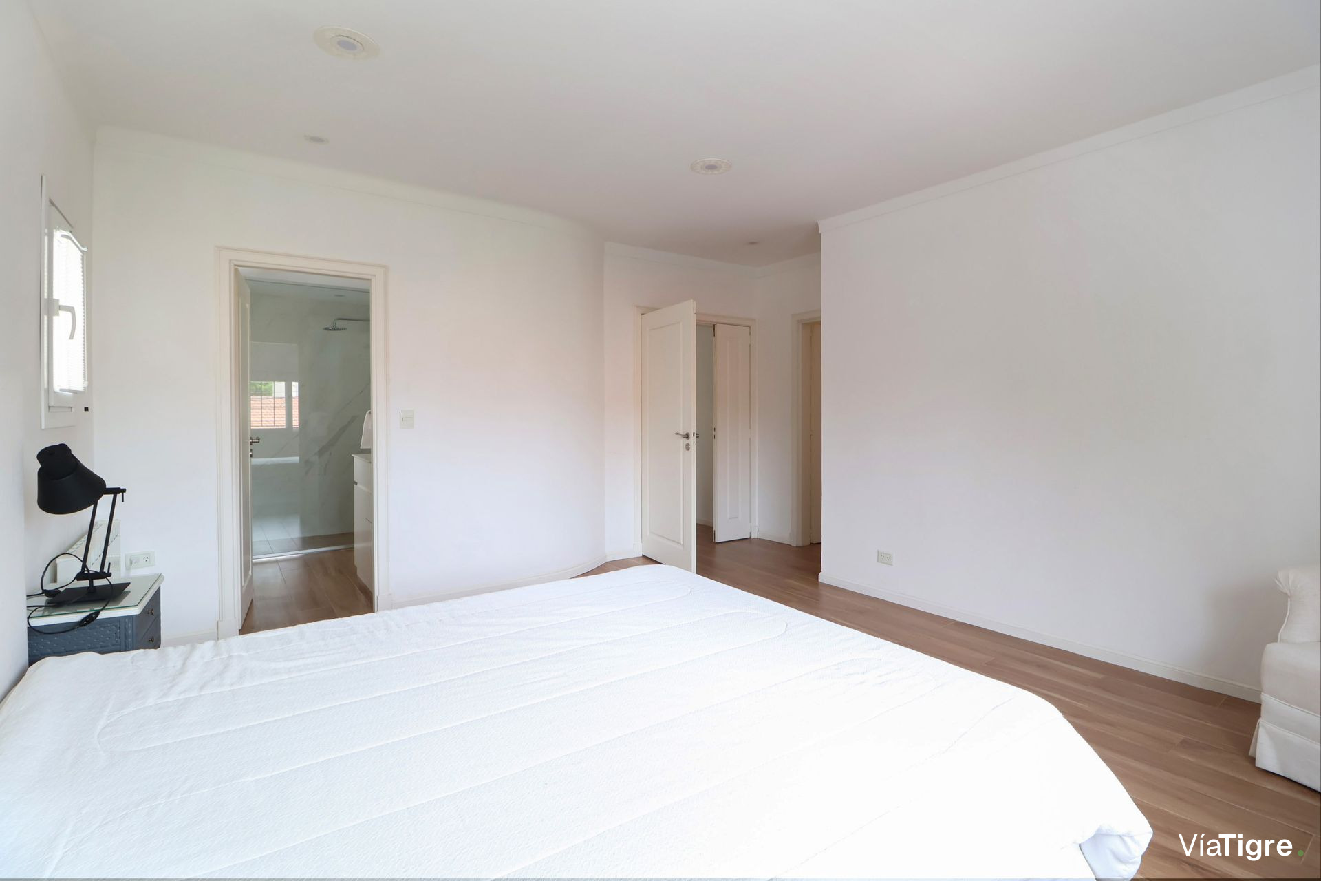 Casa Venta 6 Ambientes Martínez Lote Propio