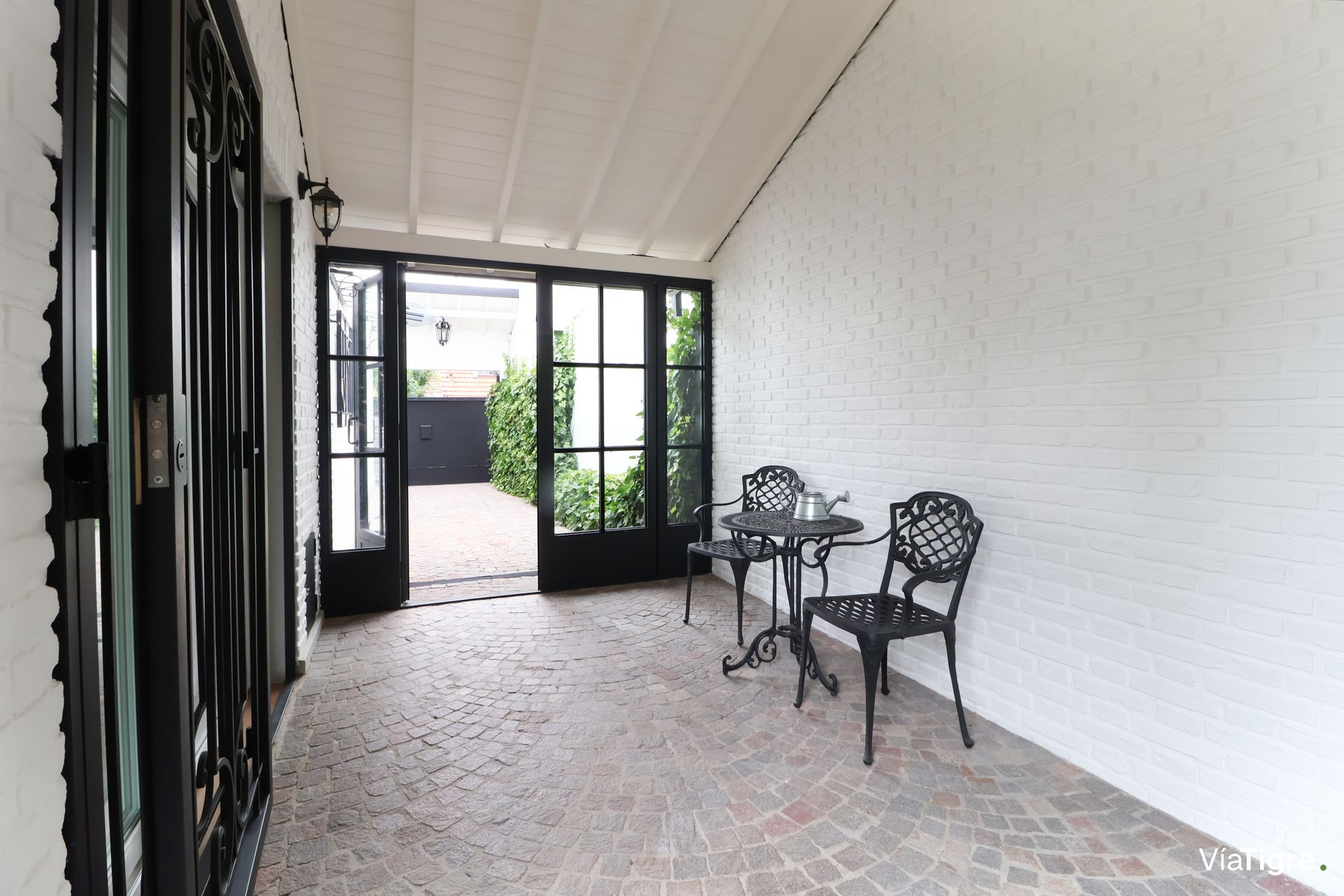 Casa Venta 6 Ambientes Martínez Lote Propio