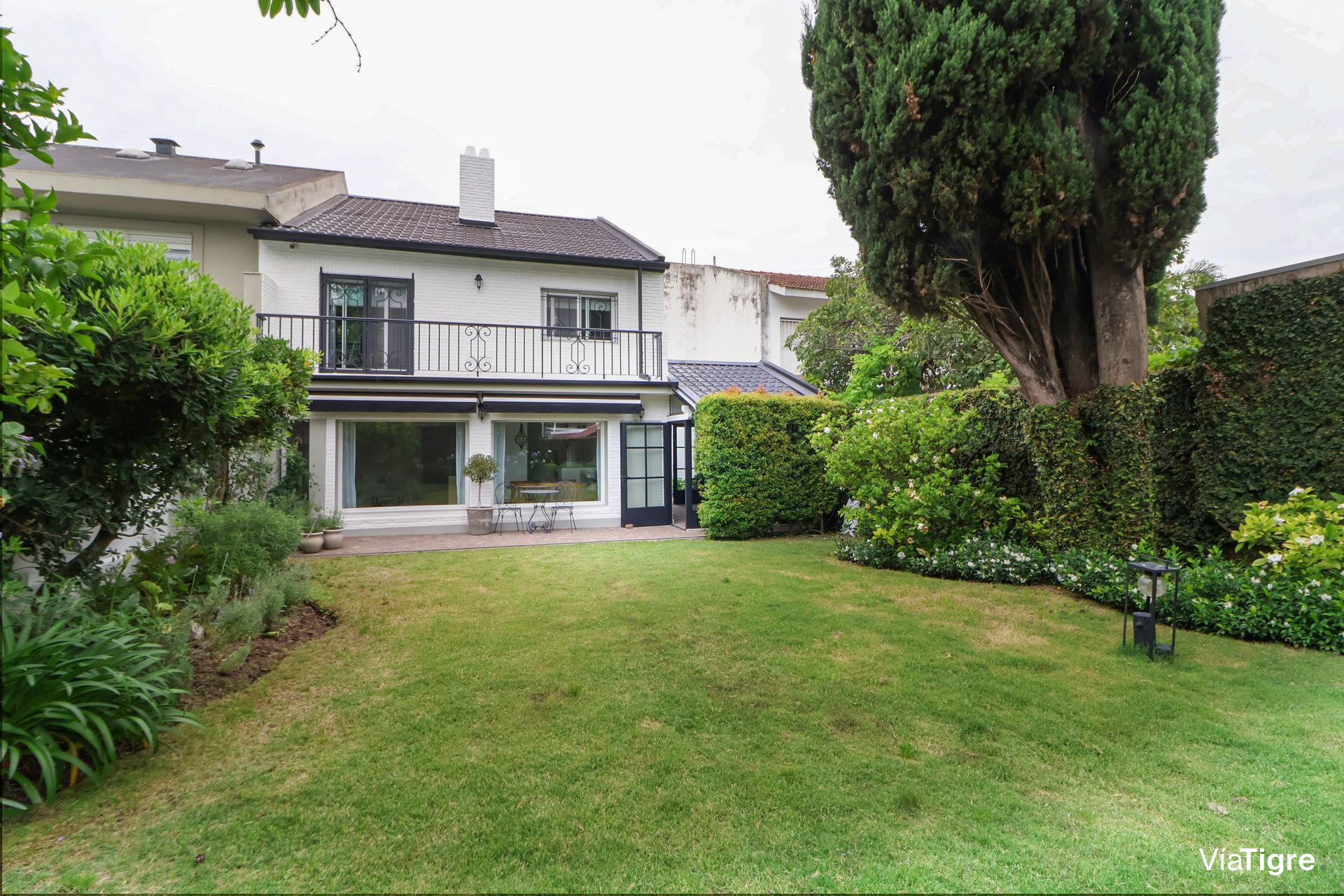 Casa Venta 6 Ambientes Martínez Lote Propio