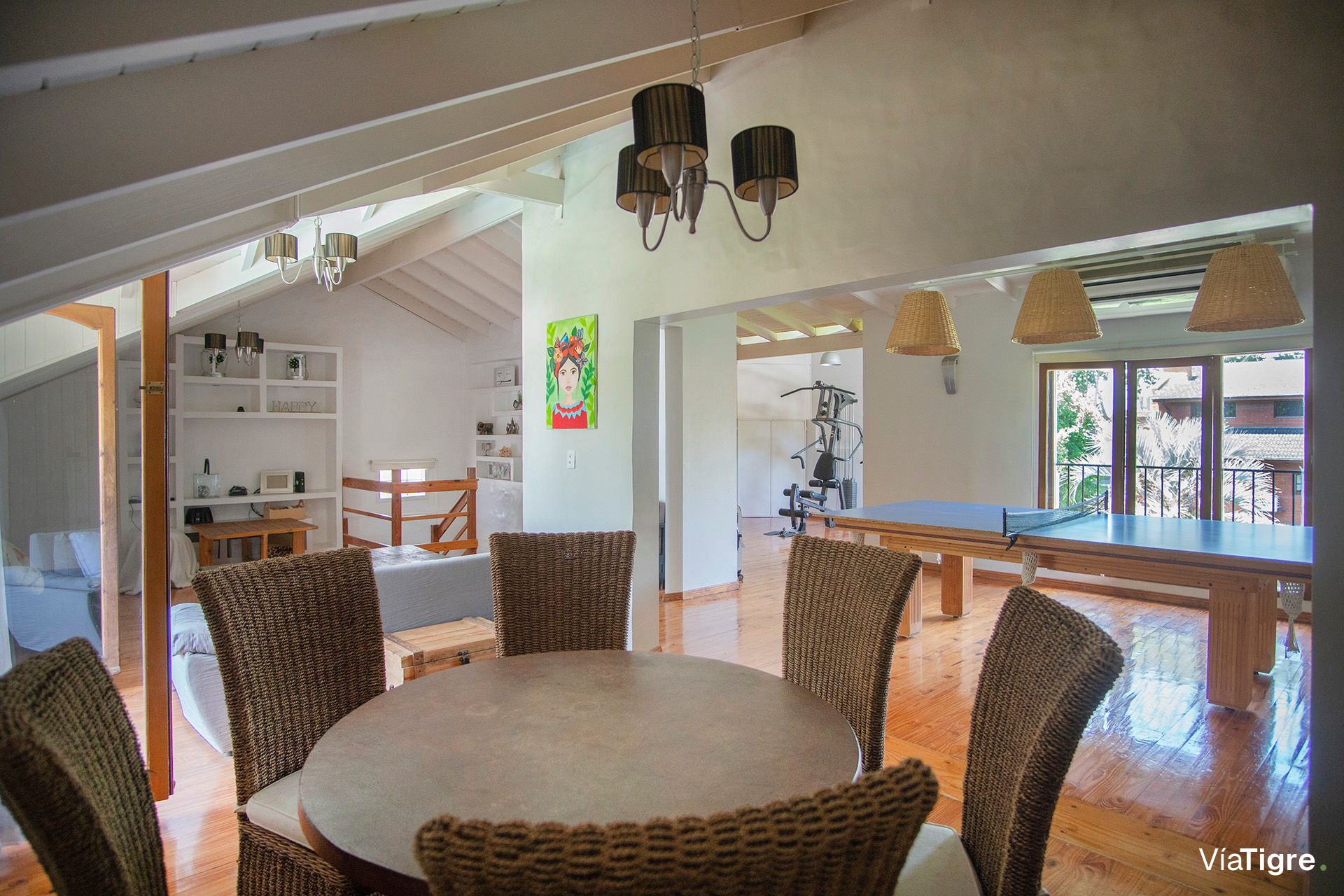 VENTA CASA 7 Amb. c/dependencia Florida-Vte. Lopez