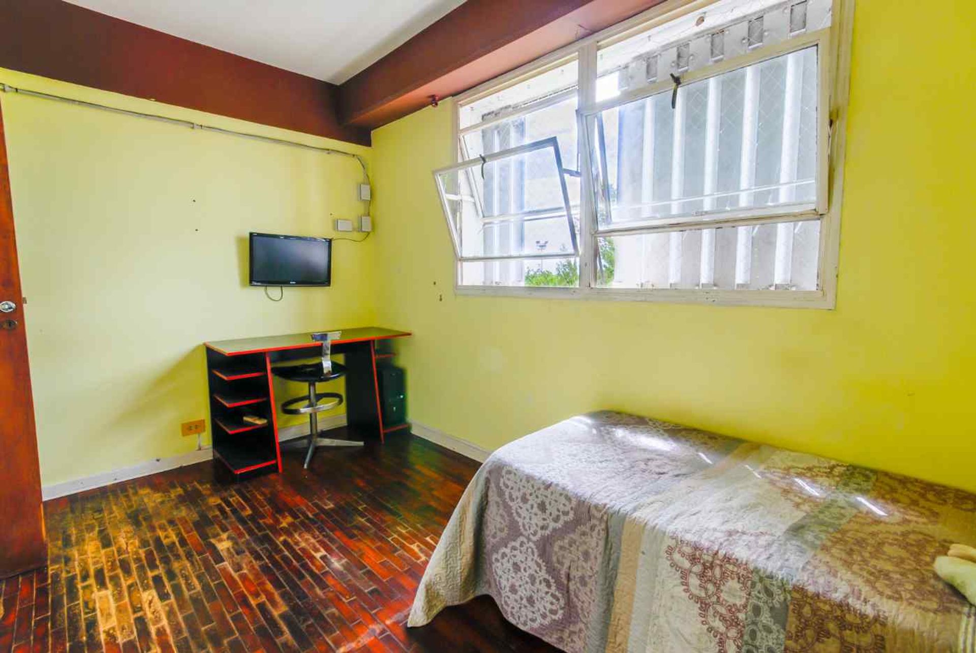 Venta Departamento 4 amb San Isidro