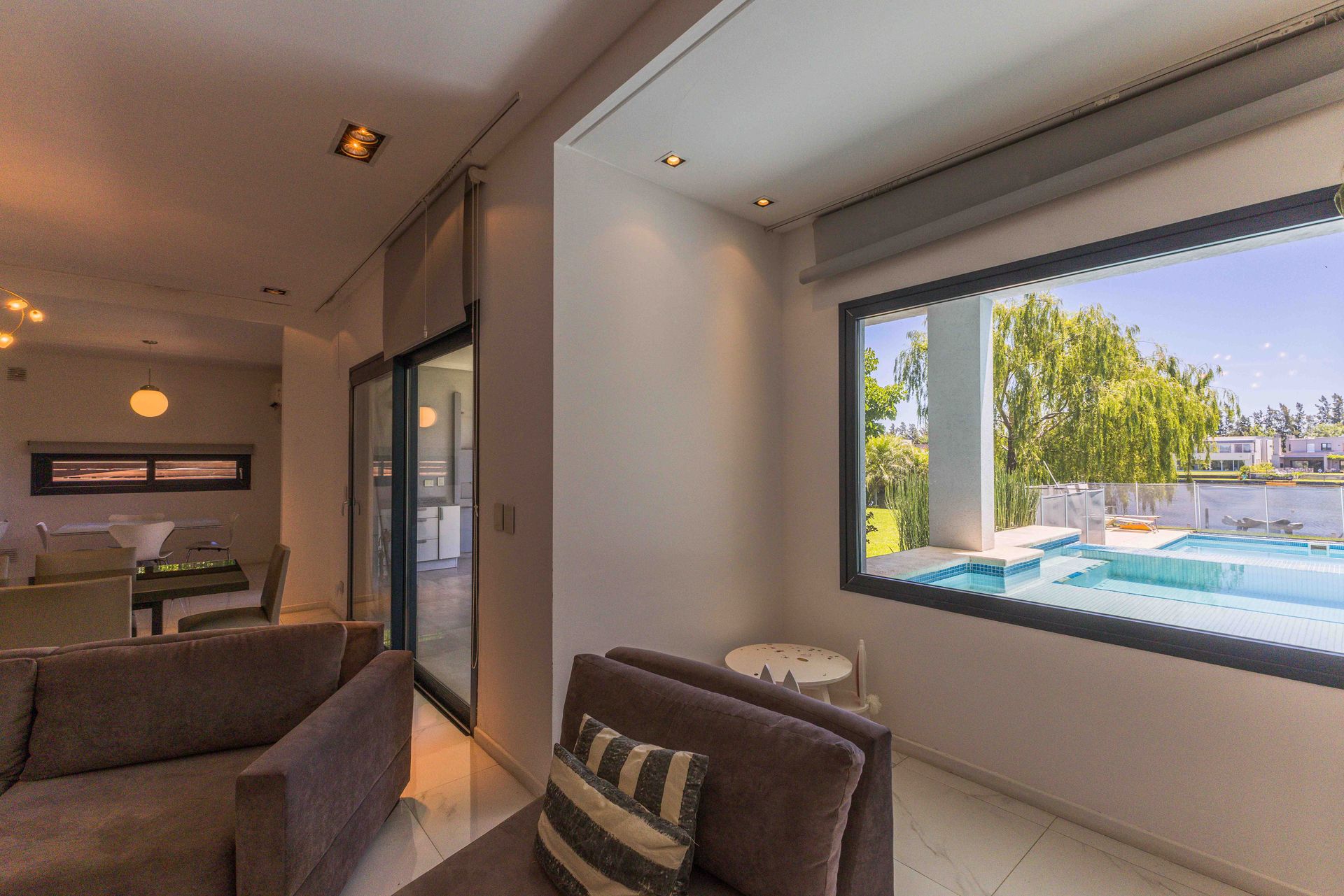 Venta Casa A La Laguna 8 Ambientes, La Comarca