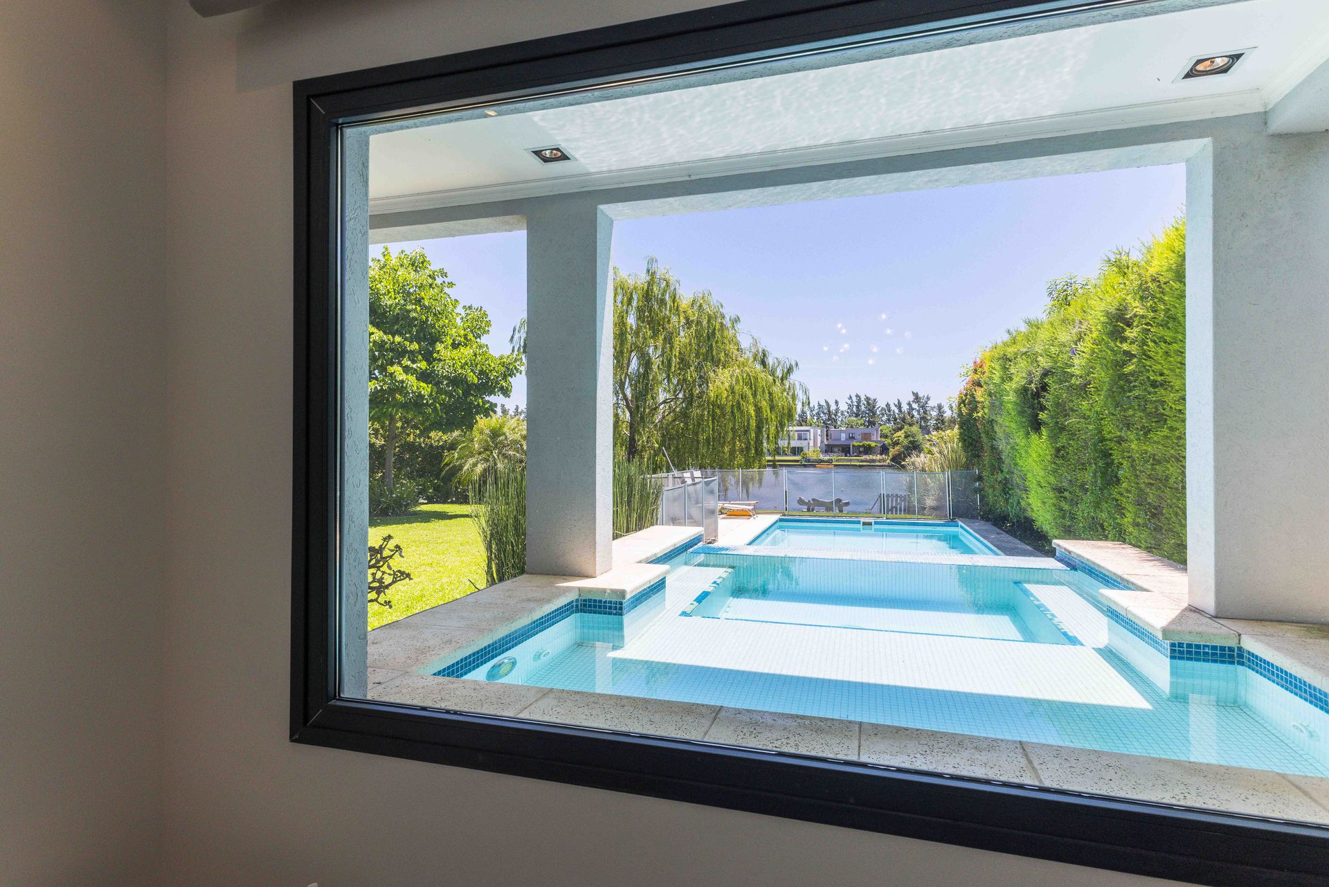 Venta Casa A La Laguna 8 Ambientes, La Comarca