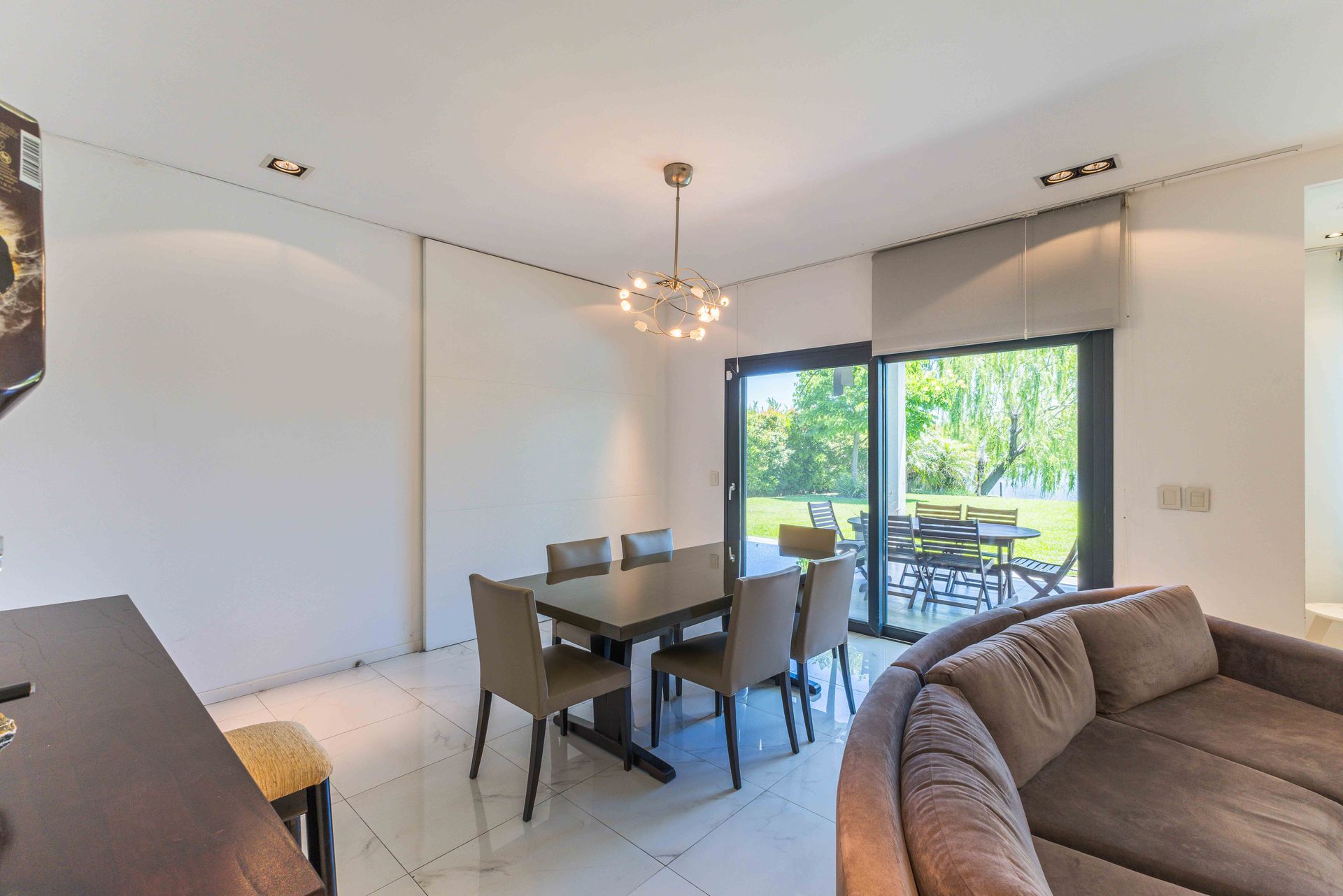Venta Casa A La Laguna 8 Ambientes, La Comarca