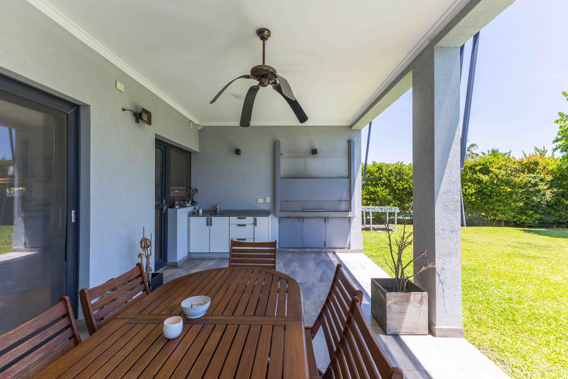 Venta Casa A La Laguna 8 Ambientes, La Comarca