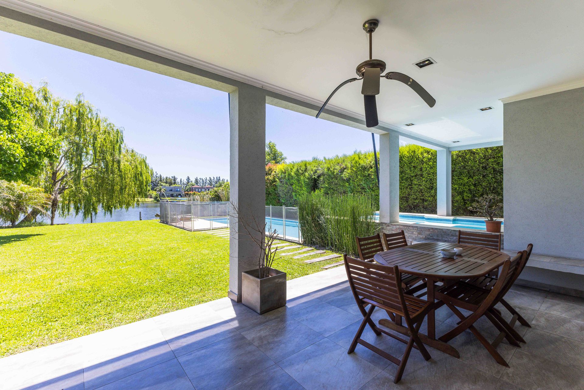 Venta Casa A La Laguna 8 Ambientes, La Comarca