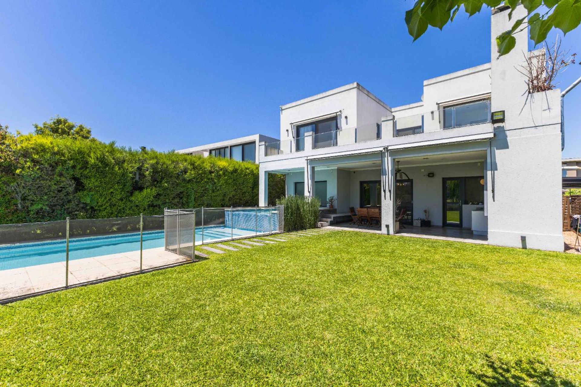 Venta Casa A La Laguna 8 Ambientes, La Comarca
