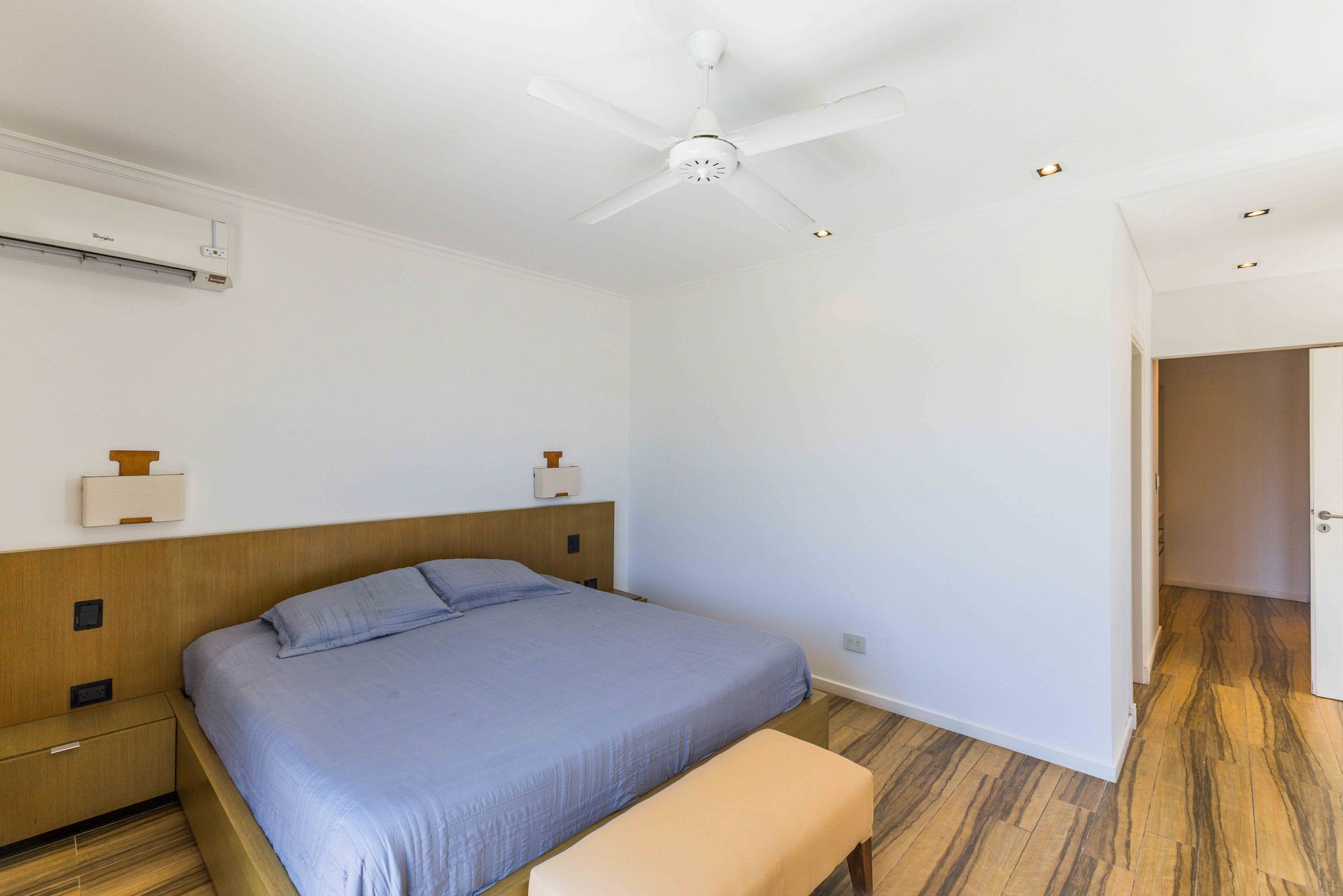 Venta Casa A La Laguna 8 Ambientes, La Comarca