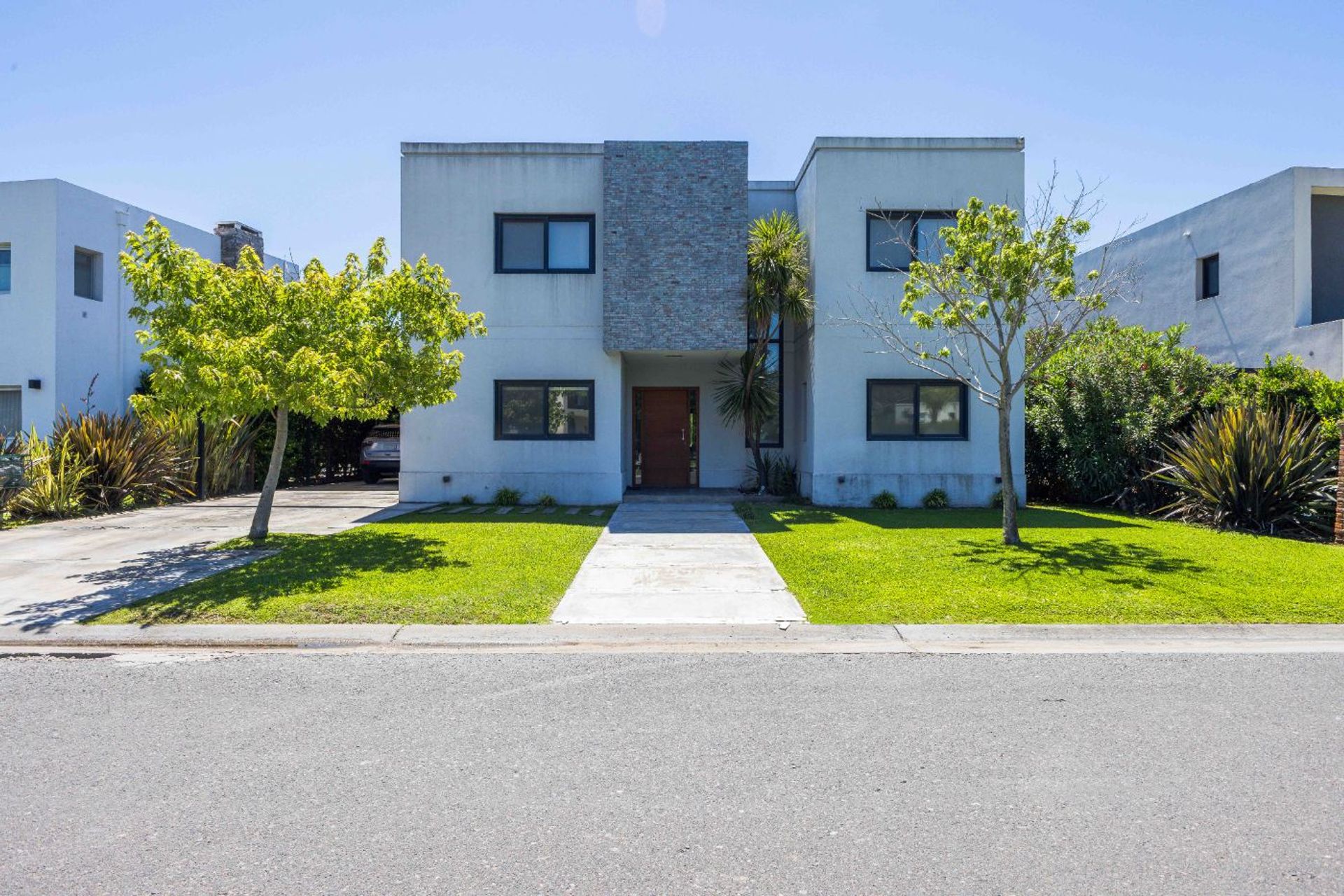 Venta Casa A La Laguna 8 Ambientes, La Comarca