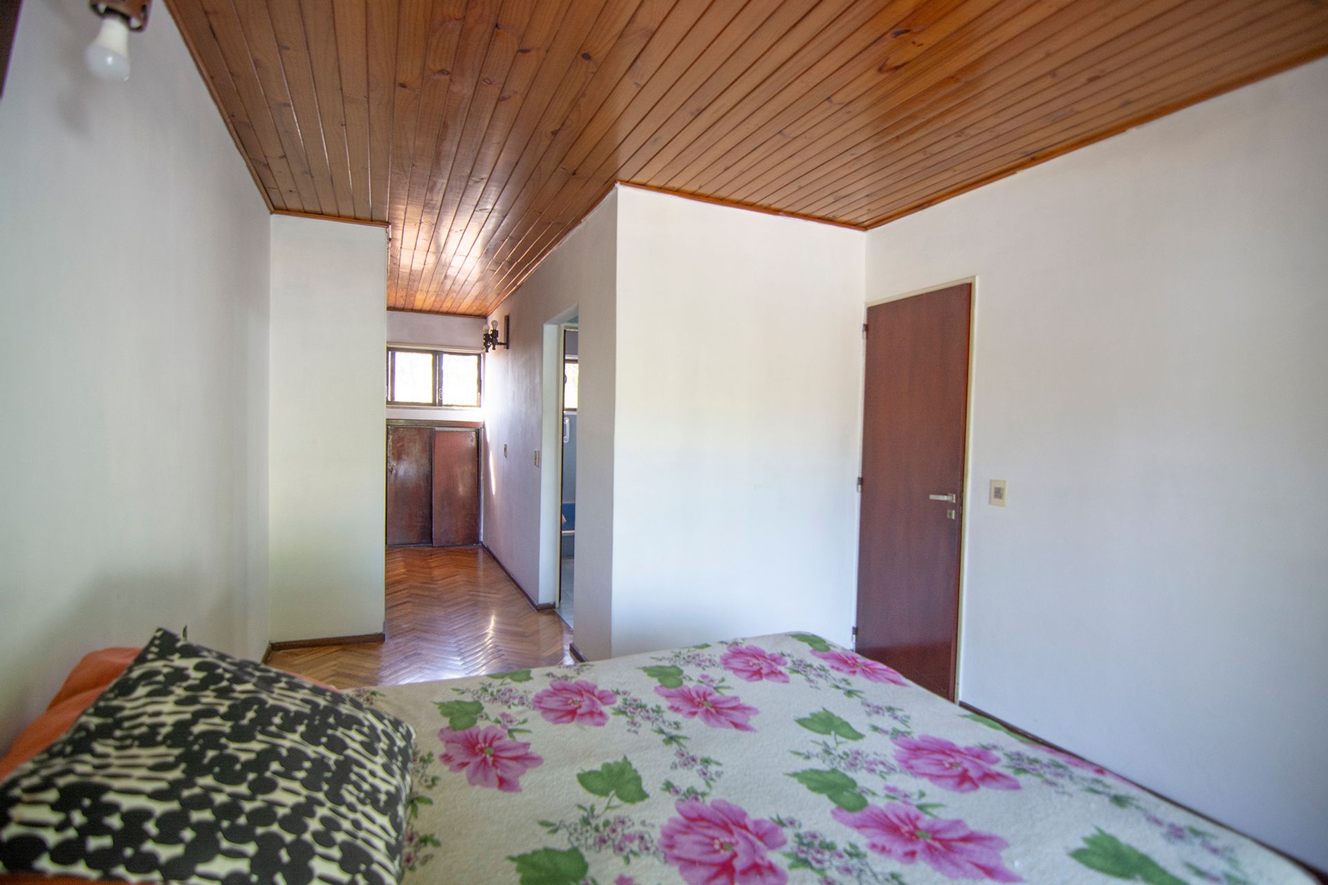Venta casa 4 ambientes Boulogne jardin y pileta