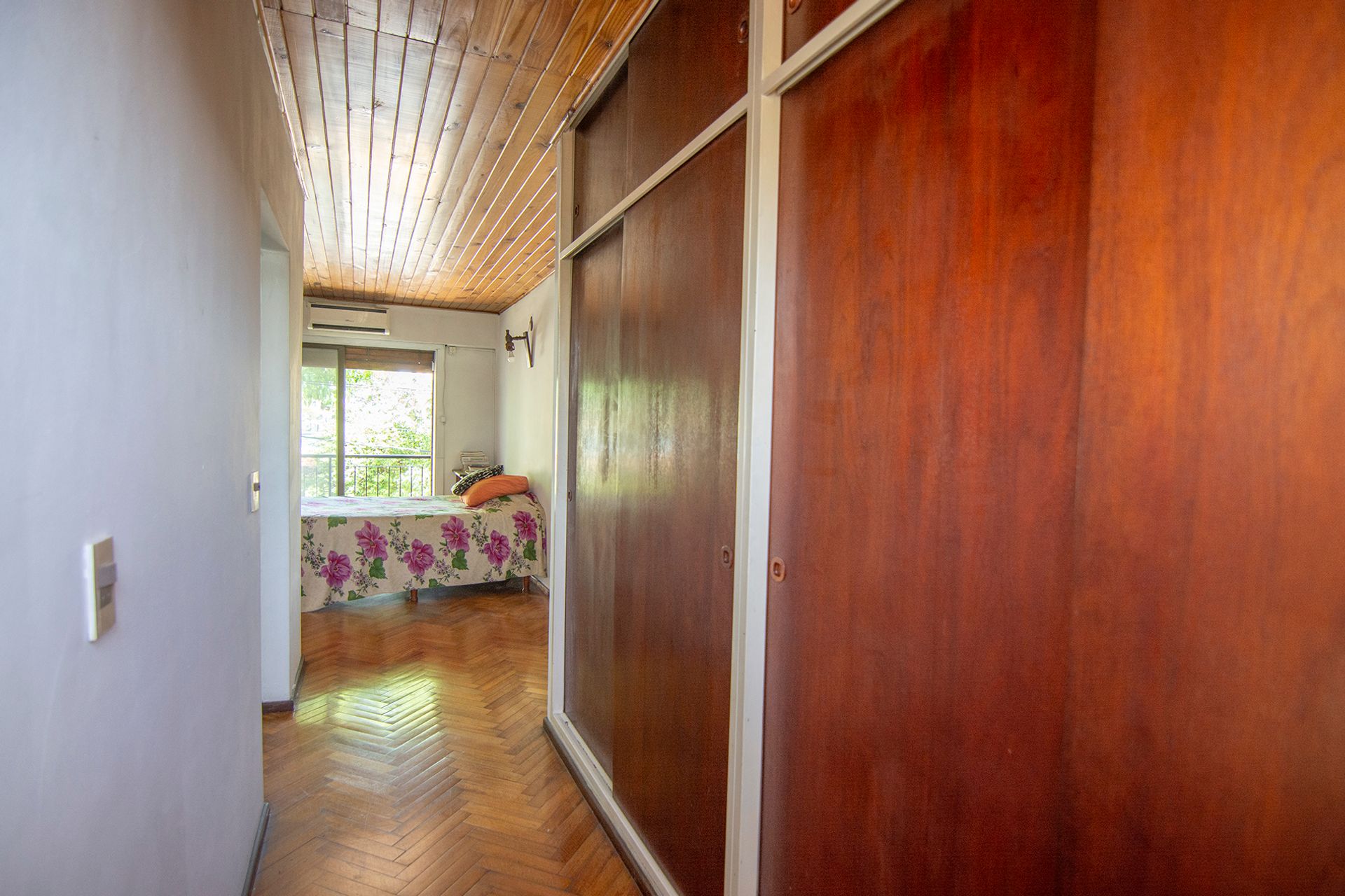 Venta casa 4 ambientes Boulogne jardin y pileta