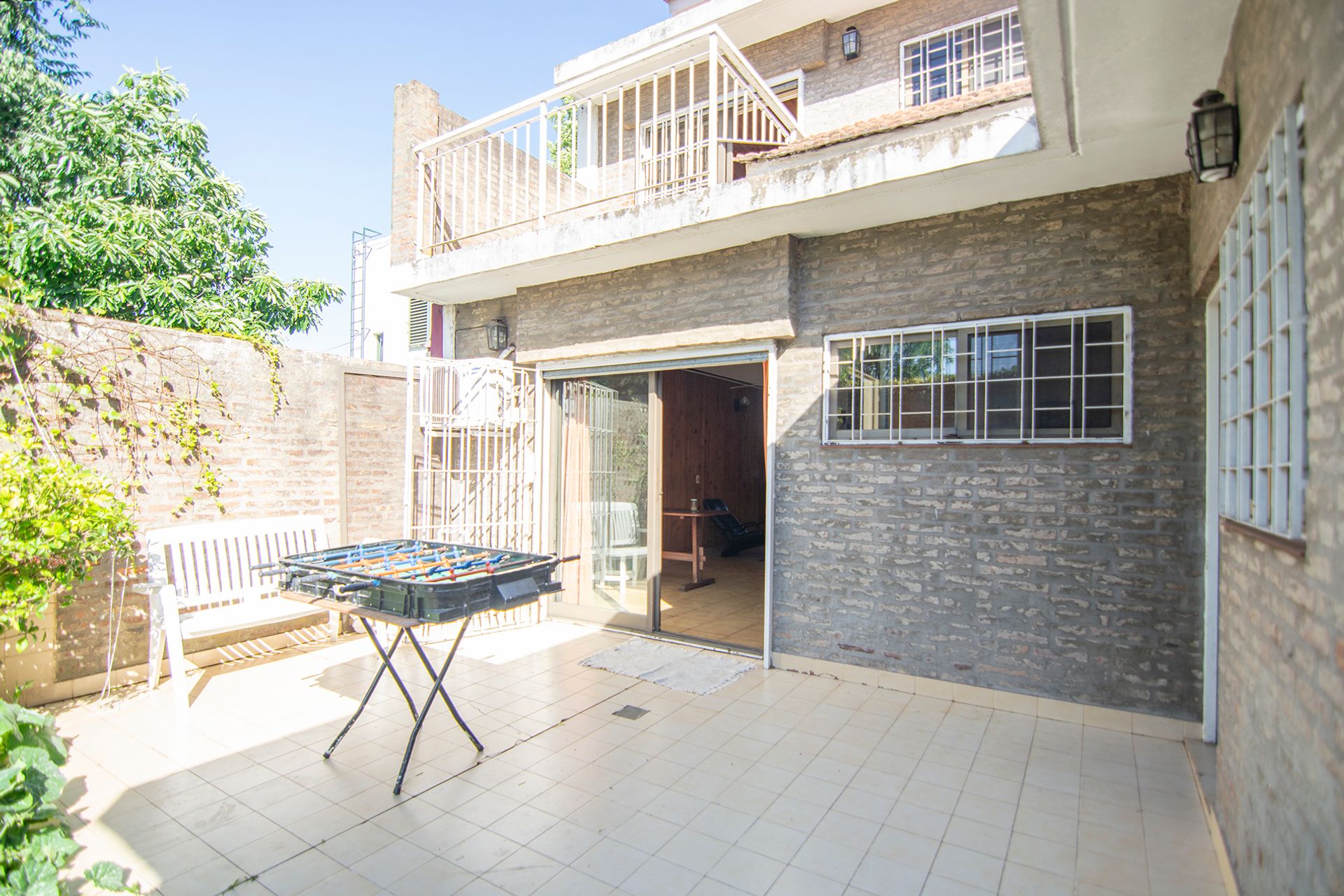 Venta casa 4 ambientes Boulogne jardin y pileta