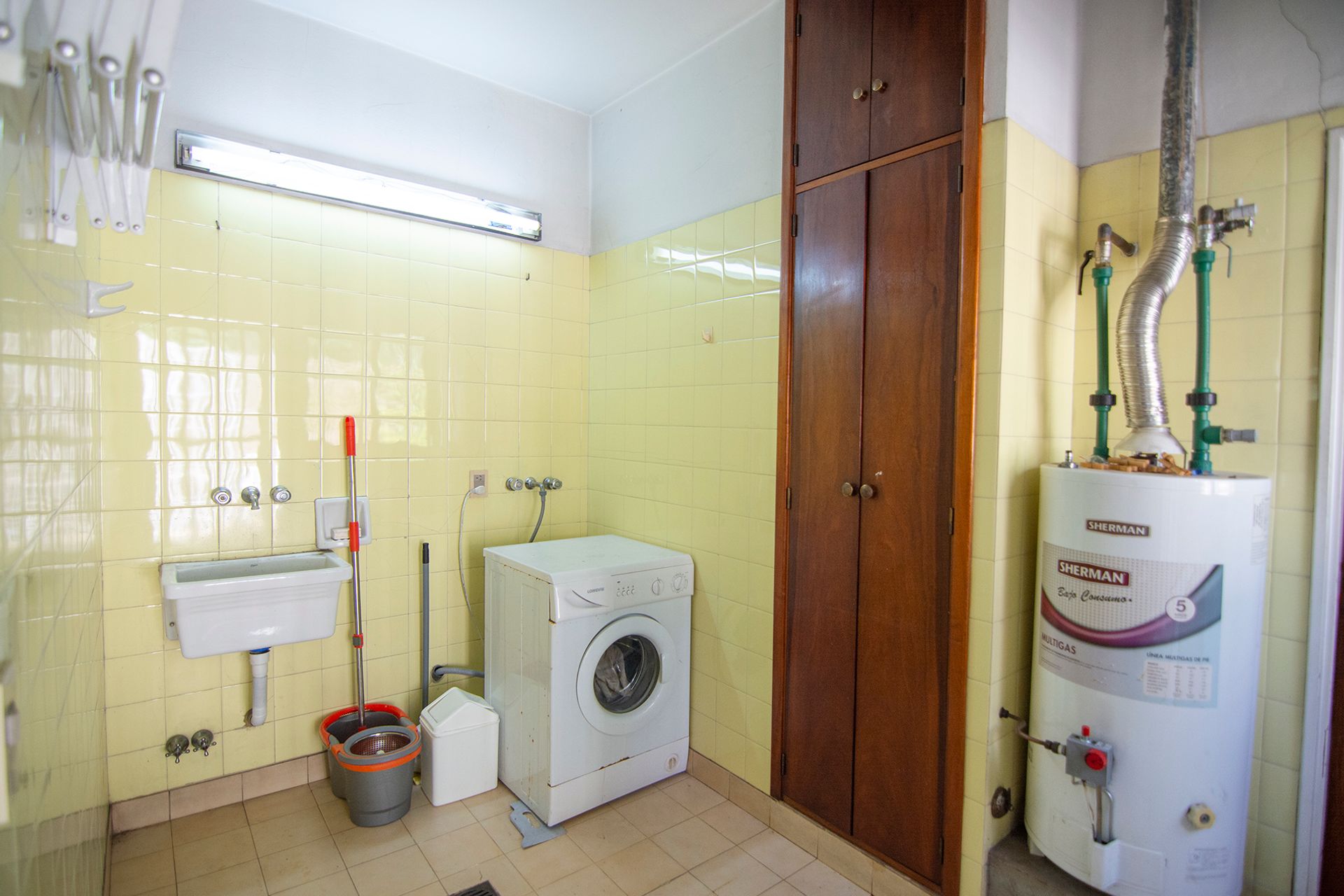 Venta casa 4 ambientes Boulogne jardin y pileta