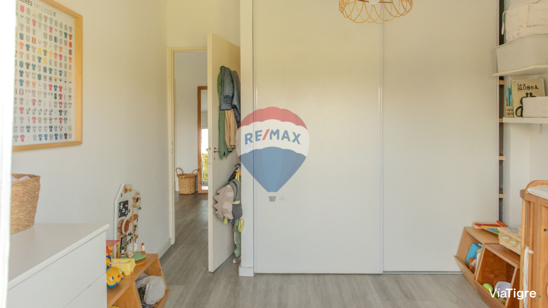 Departamento A La Laguna Venta Pb B° Santa Barbara