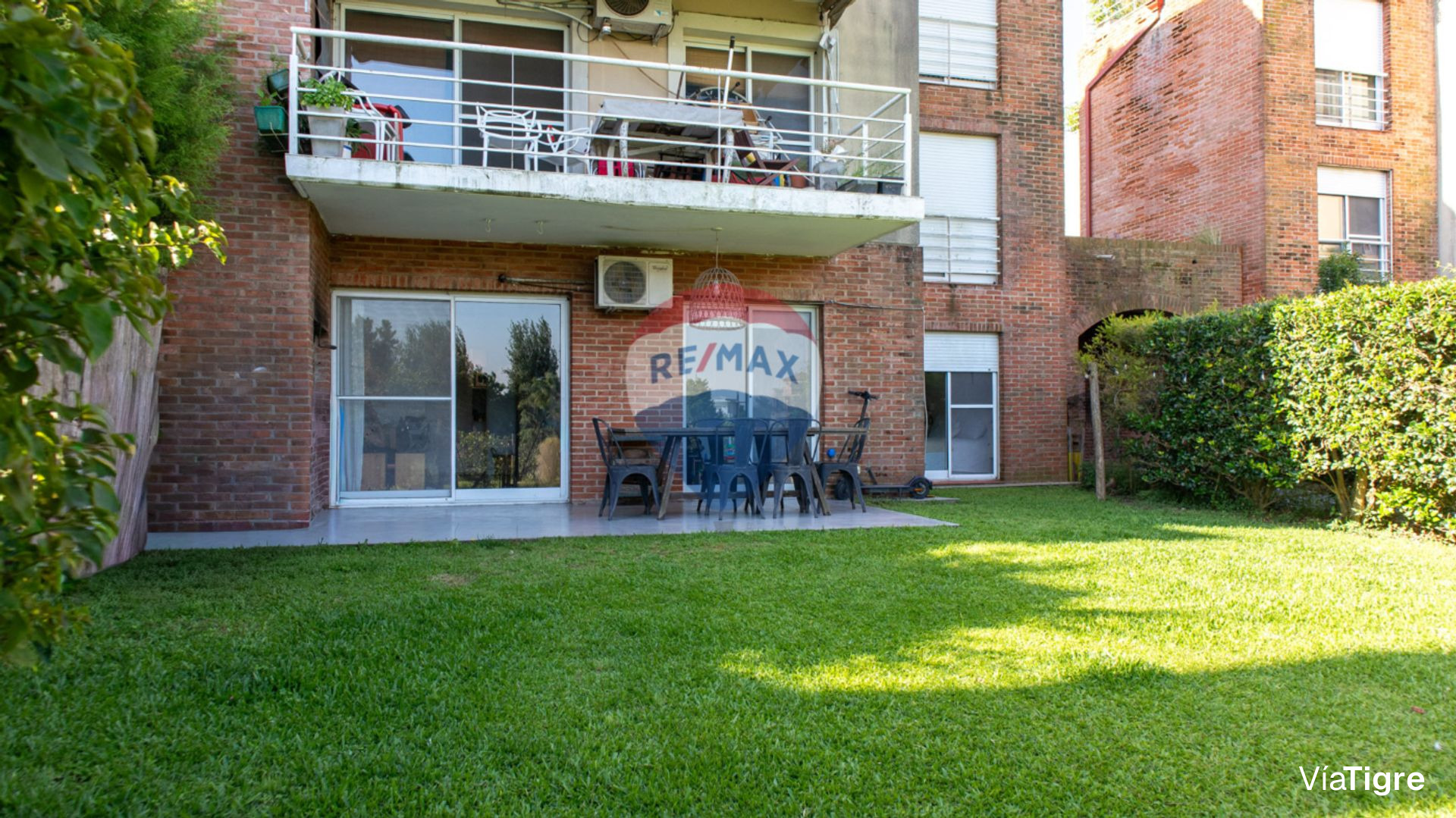 Departamento A La Laguna Venta Pb B° Santa Barbara