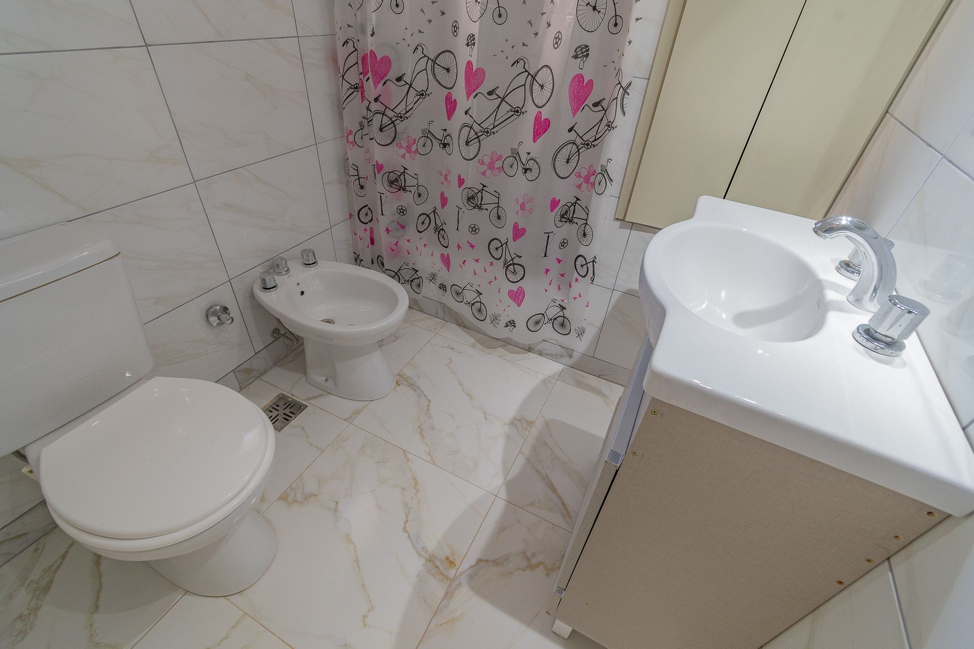 Venta Ph 2 dorm en 2 plantas a nuevo en V Martelli