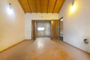 Quinta House 5 Rooms for Sale at El Talar with Park