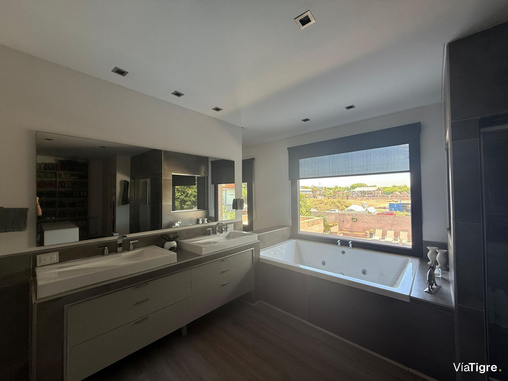 Venta Casa 5 Ambientes En Martinez Con Cochera