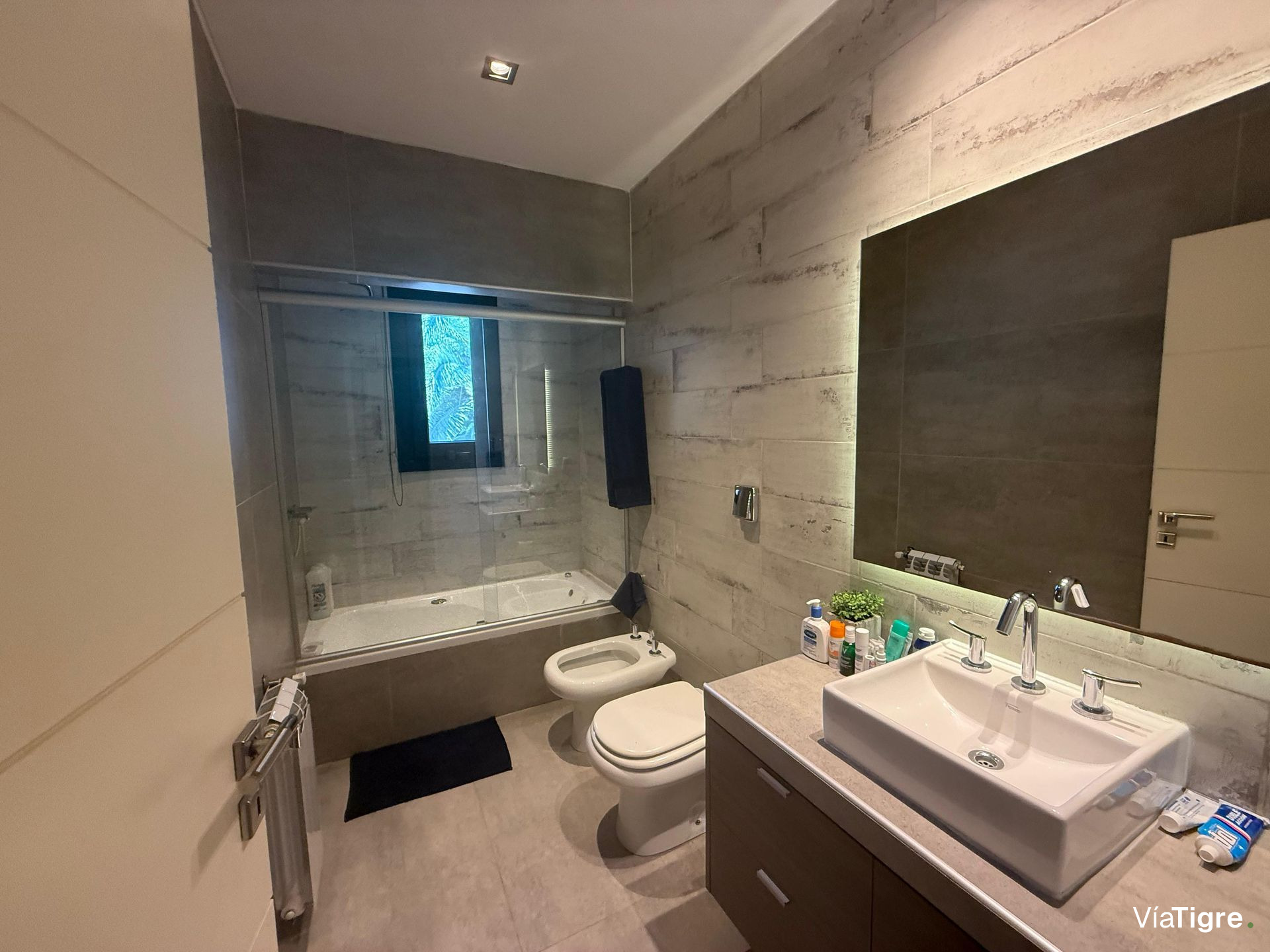 Venta Casa 5 Ambientes En Martinez Con Cochera