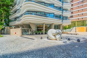 3 rooms with balcony, 2 parking spaces/storage, Torre Selene