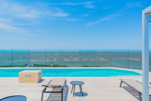 3 rooms with balcony, 2 parking spaces/storage, Torre Selene