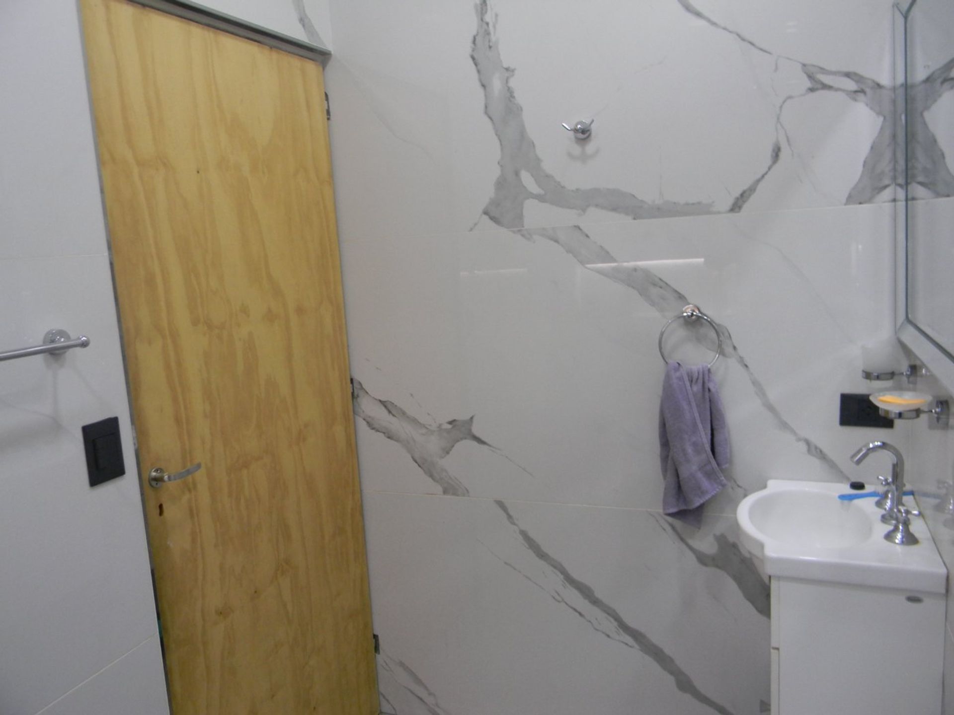 Gran Casa Con Pileta Y Quincho En Talar