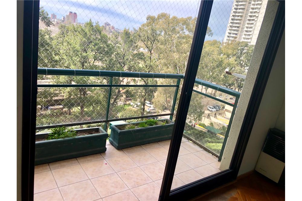 Venta departamento 2 ambientes Tigre con cochera