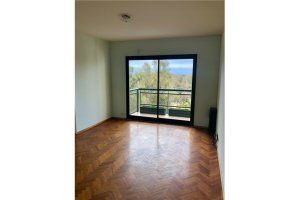 Sale of 2-room apartment in Tigre with garage