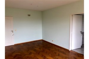 Sale of 2-room apartment in Tigre with garage