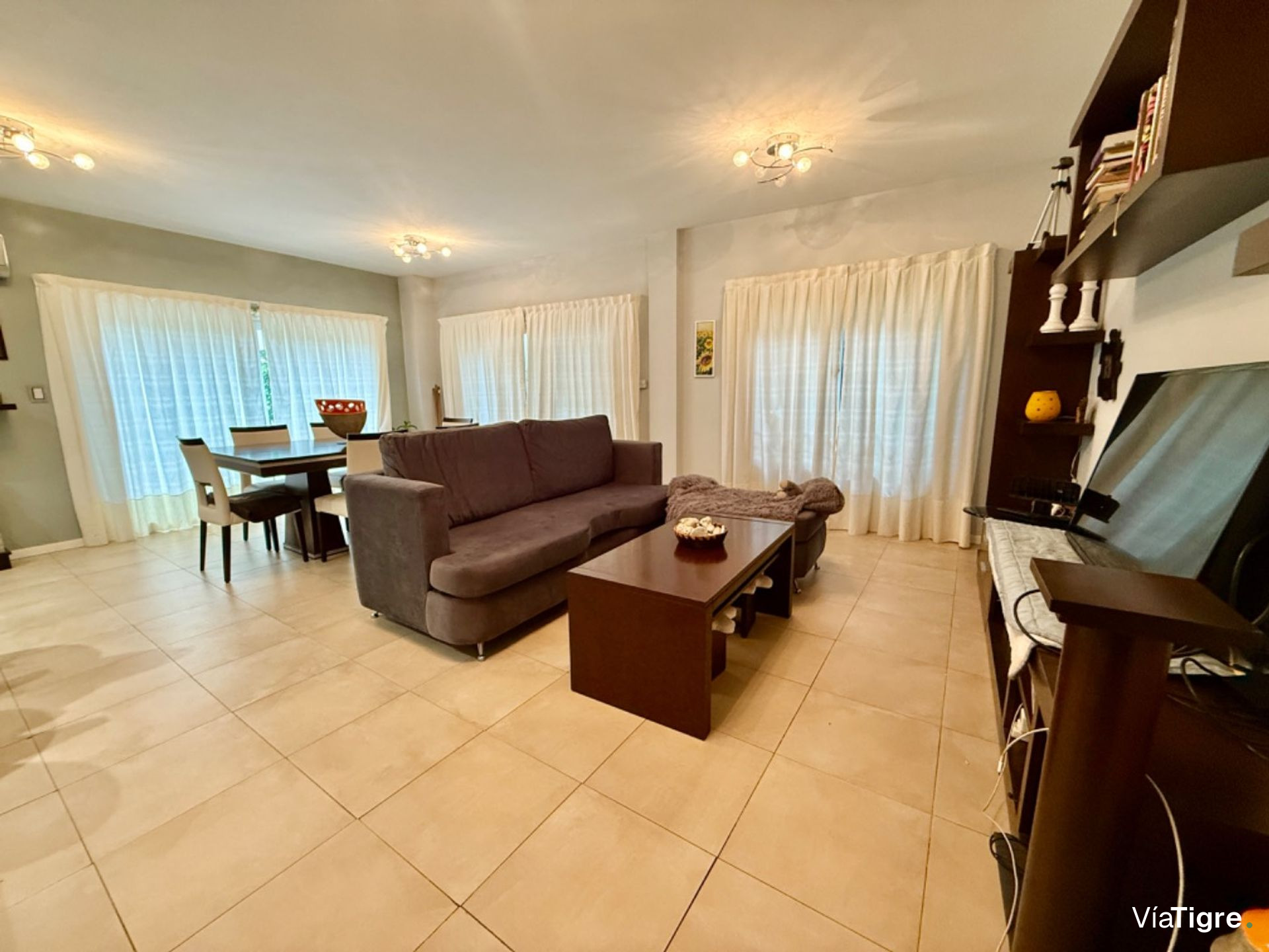 Venta 3 Amb Con Cochera Balcon Y Patio Vte Lopez