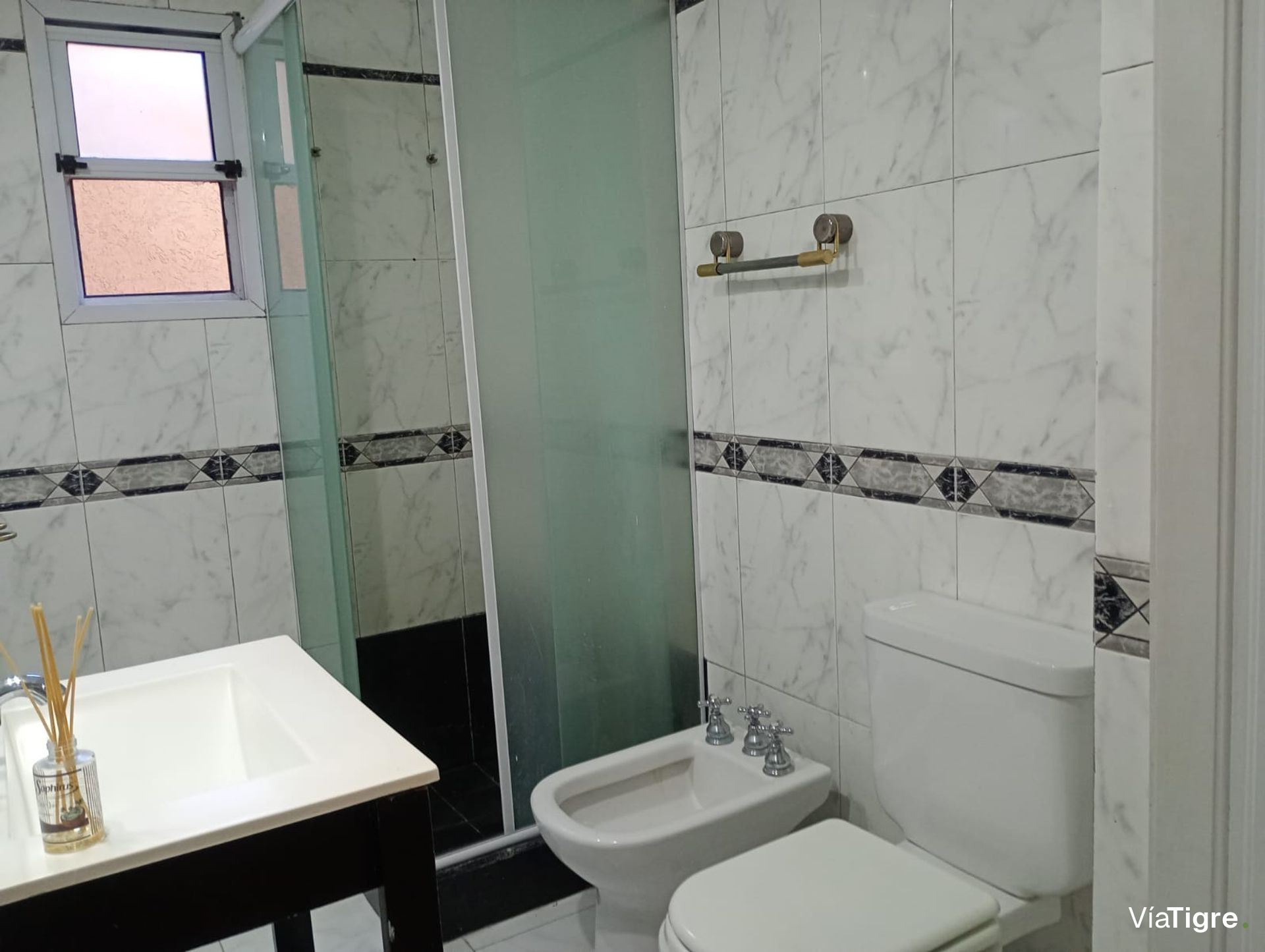 Casa en VENTA en Gral Pacheco C/PILETA y PARRILLA