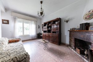 3-room House for Sale in Villa Adelina