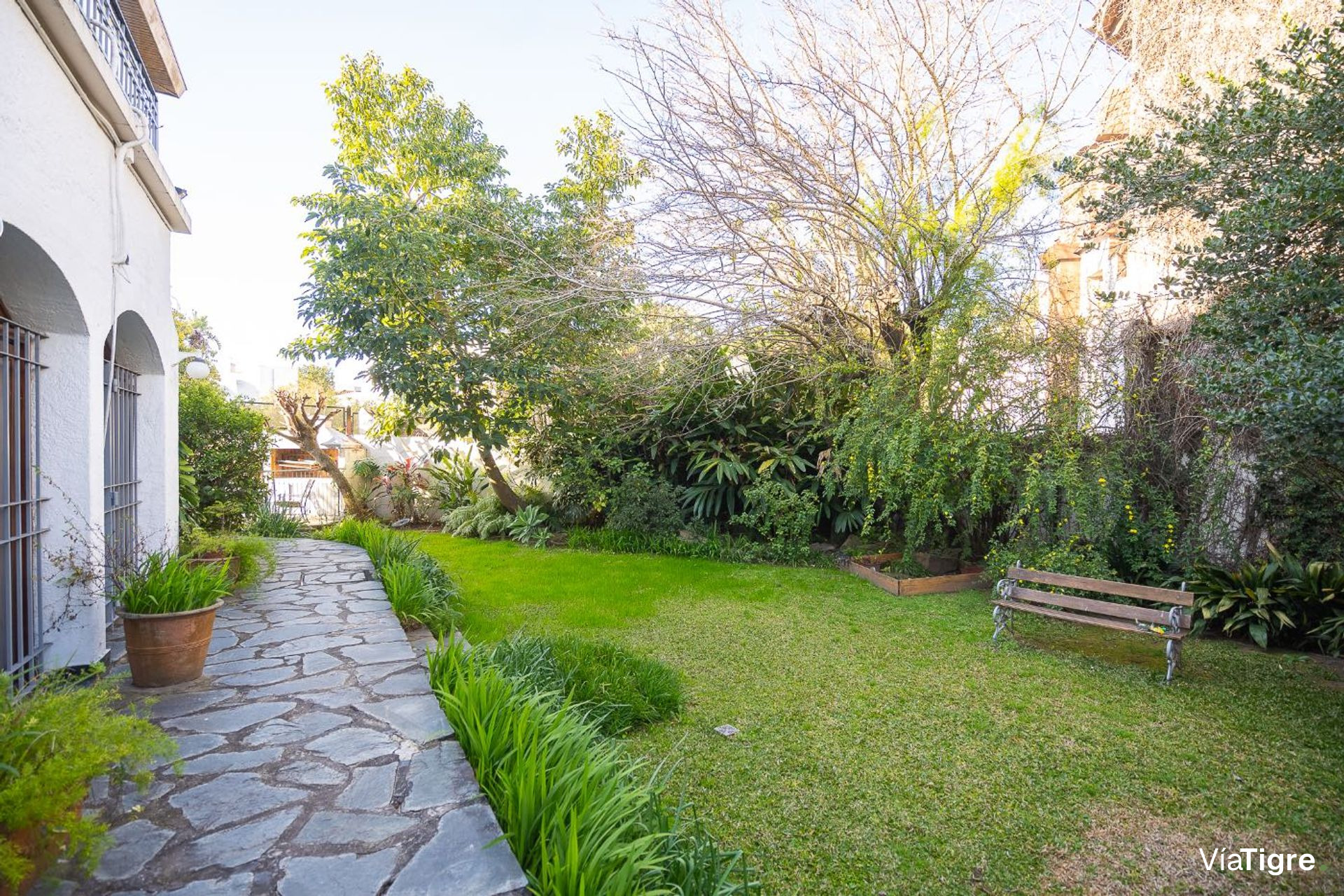 La Lucila Casa con Jardín y Pileta · Oportunidad
