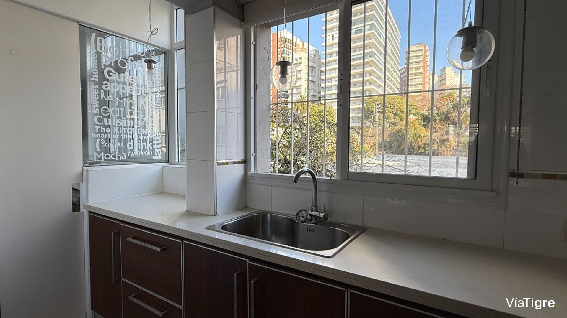 Departamento piso 4 amb venta Olivos con cochera