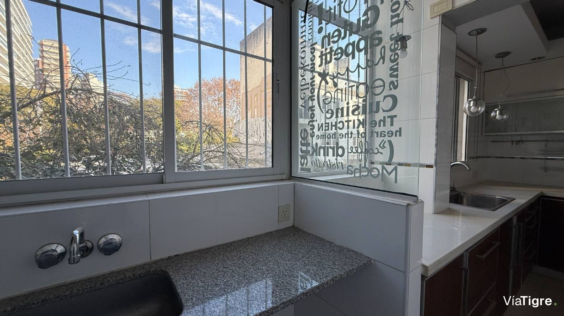 Departamento piso 4 amb venta Olivos con cochera