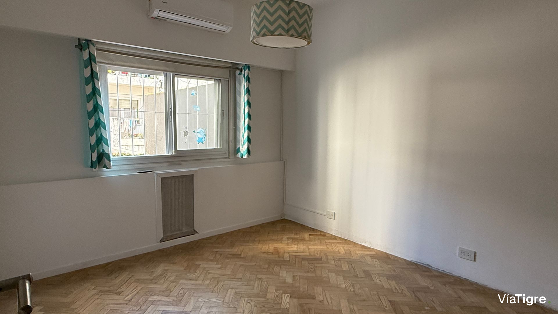 Departamento piso 4 amb venta Olivos con cochera