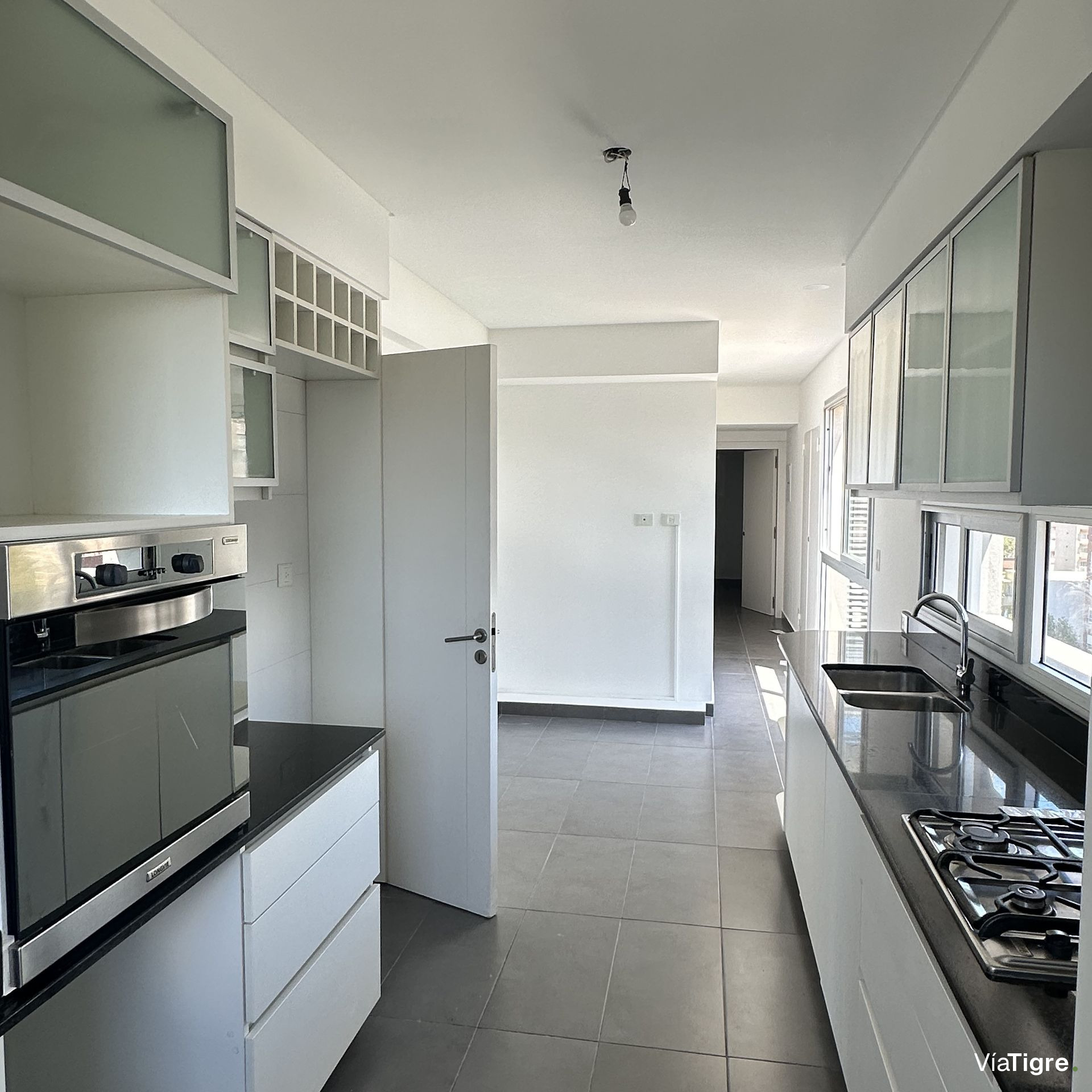 Venta 4 Amb C/Dep. Coch. Pileta Vista A. Credito