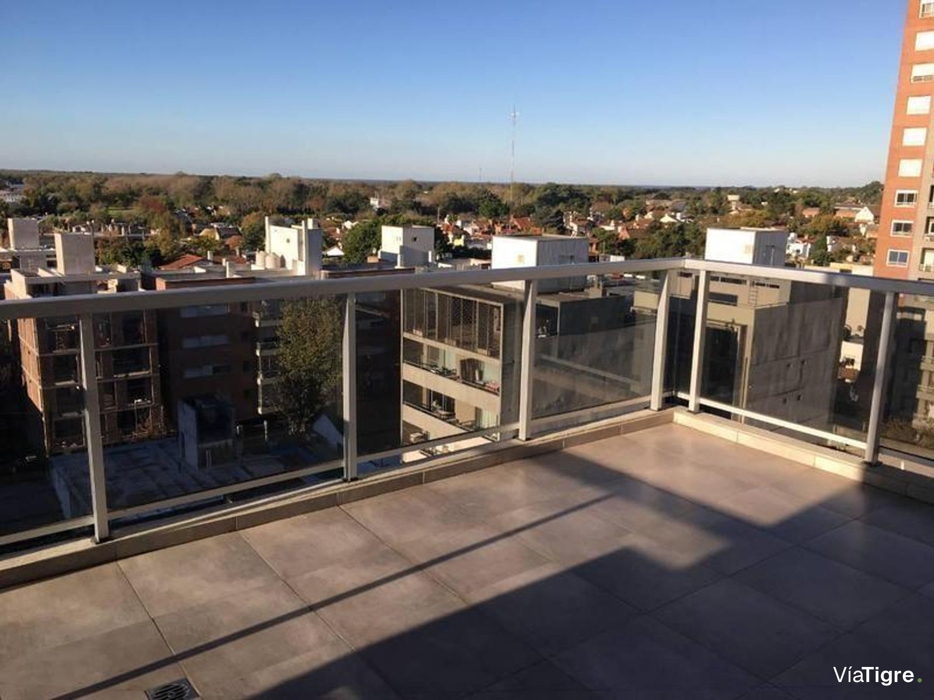Venta 4 Amb C/Dep. Coch. Pileta Vista A. Credito