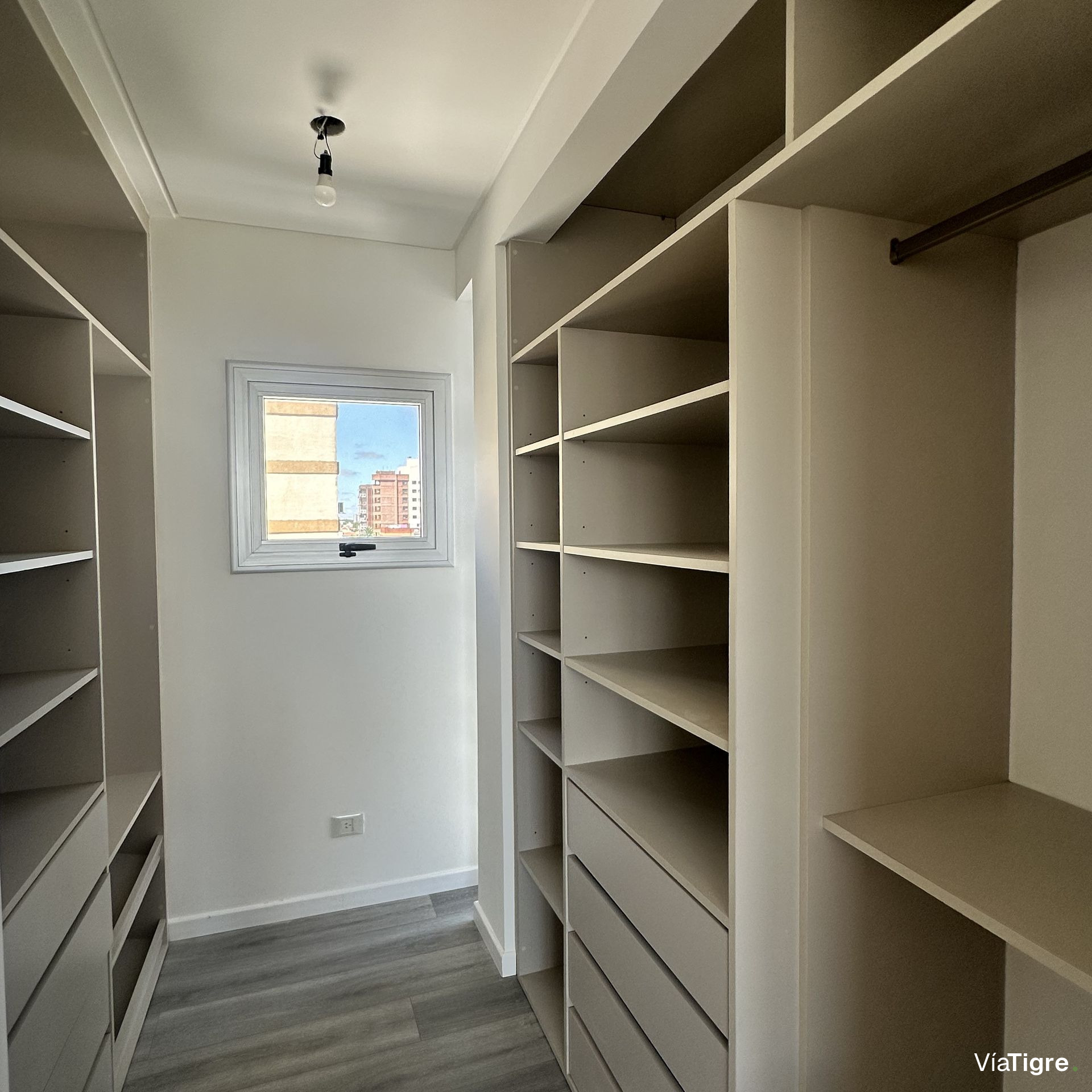Venta 4 Amb C/Dep. Coch. Pileta Vista A. Credito