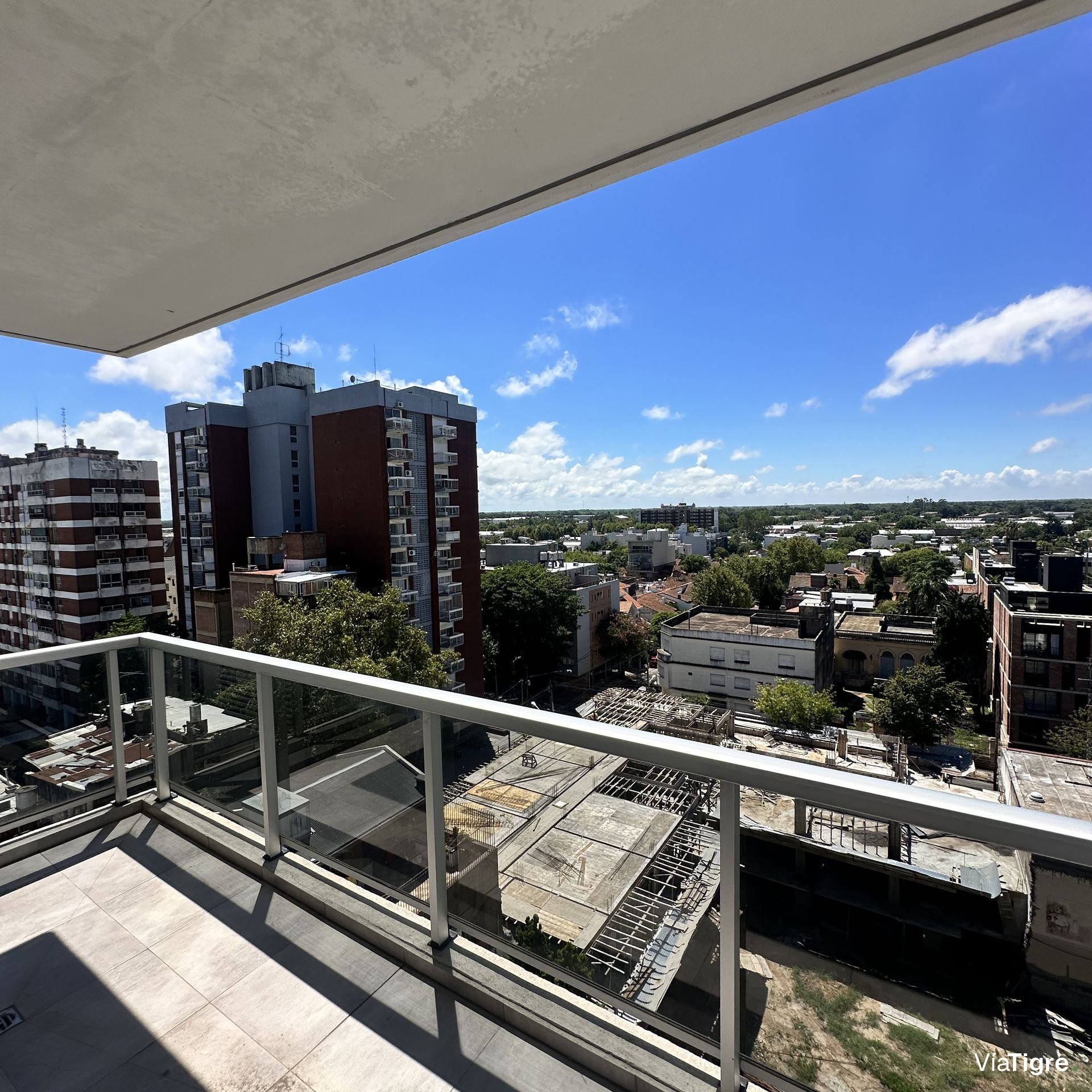 Venta 4 Amb C/Dep. Coch. Pileta Vista A. Credito