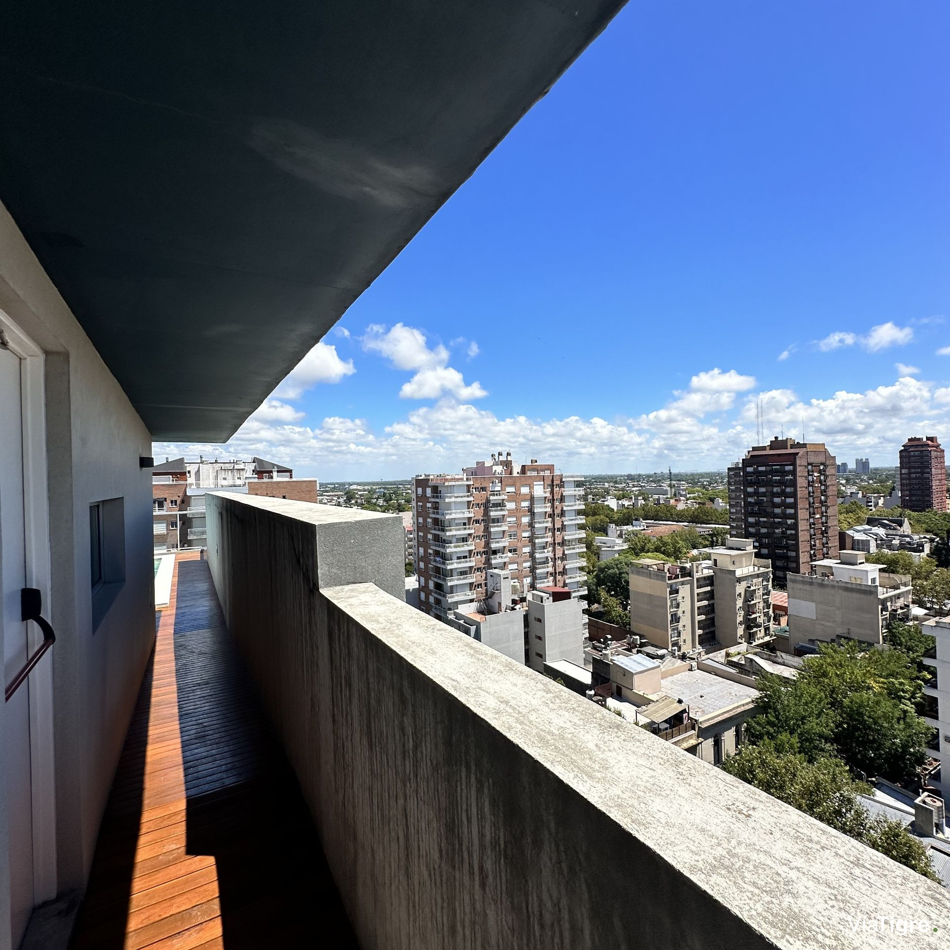 Venta 4 Amb C/Dep. Coch. Pileta Vista A. Credito