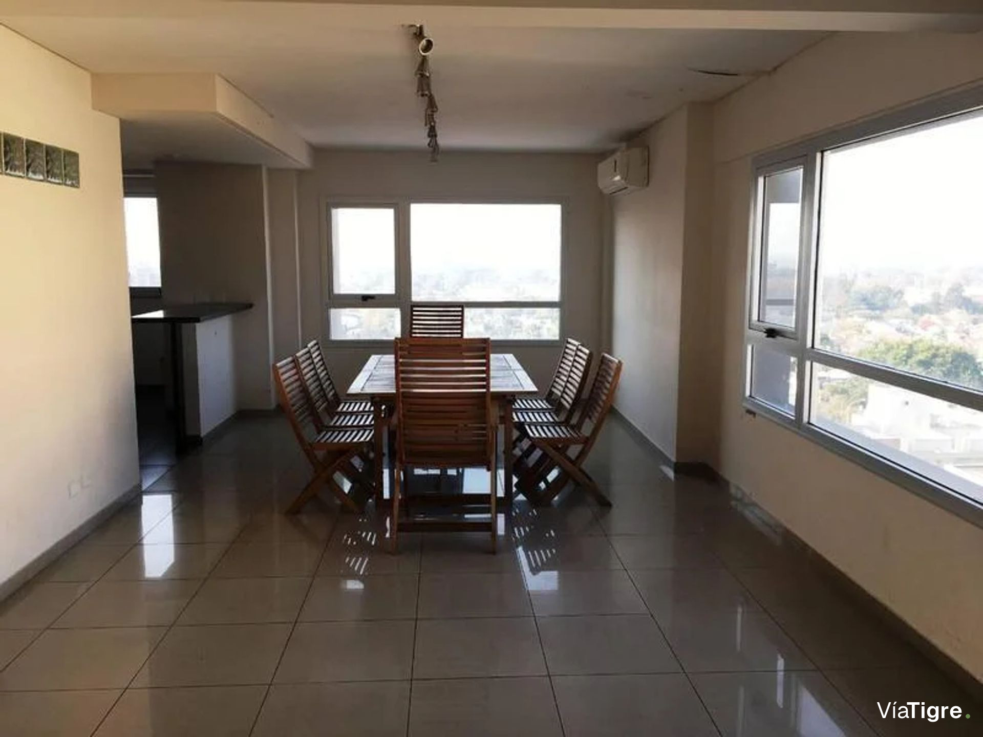 Venta 4 Amb C/Dep. Coch. Pileta Vista A. Credito