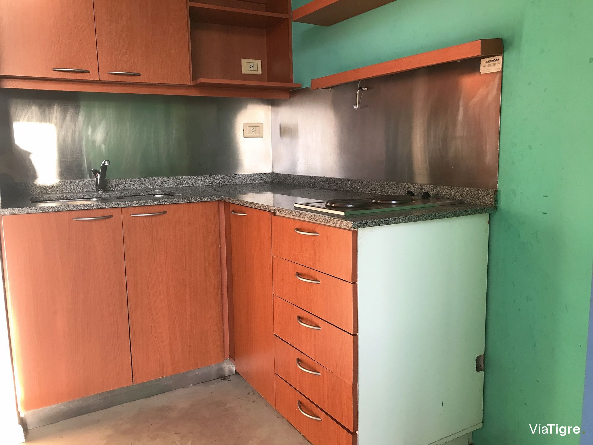 Departamento 2 amb tipo duplex cochera Vte Lopez