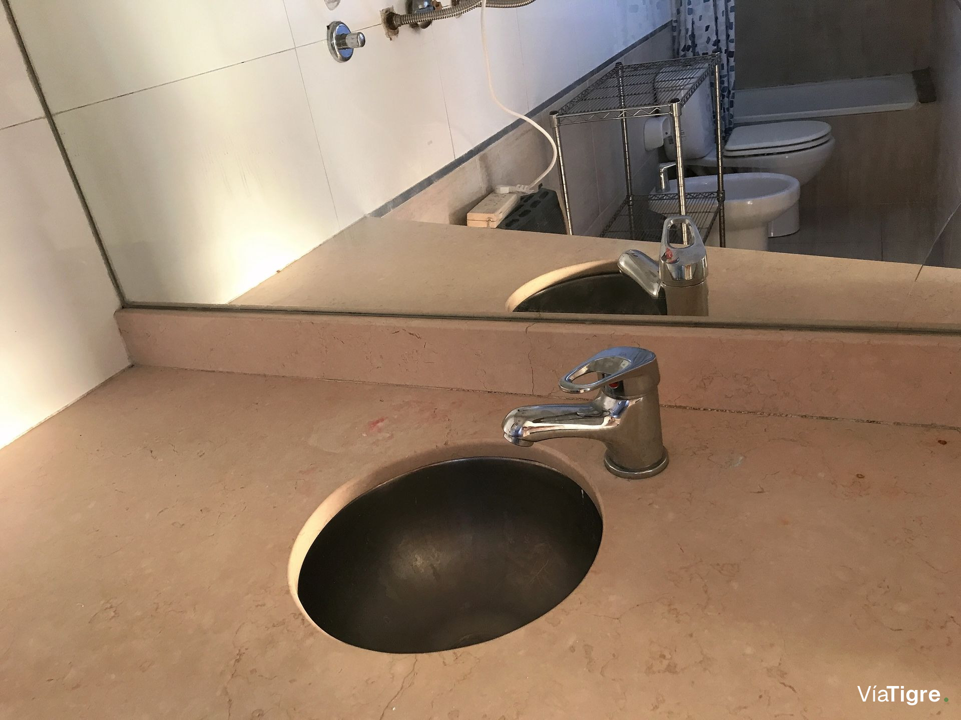 Departamento 2 amb tipo duplex cochera Vte Lopez