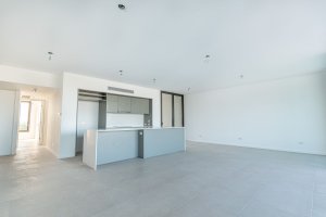 Oceana 3-room for sale, balcony, terrace, garage