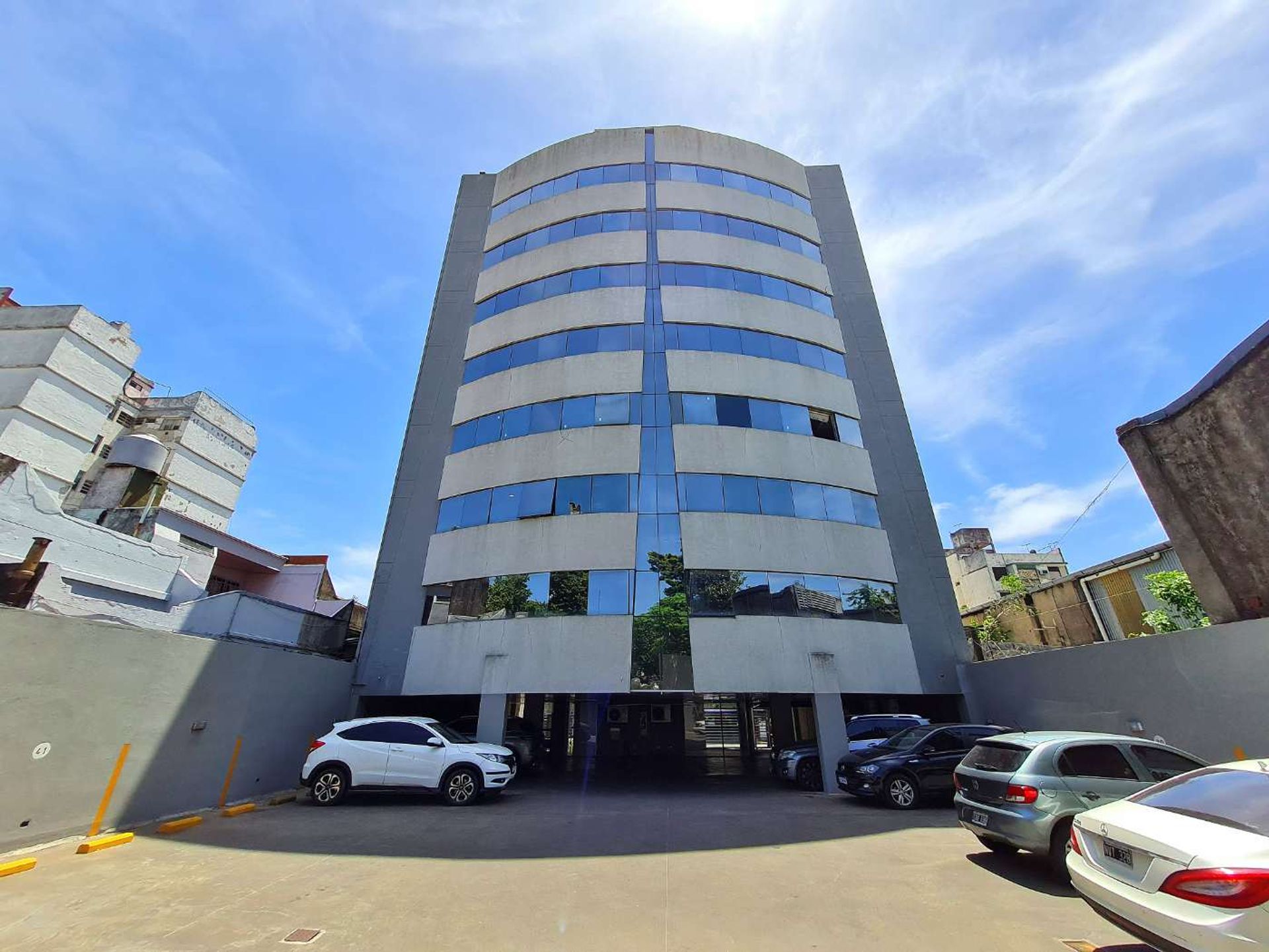 Venta Edificio En Block 3600 M2 Florida V. Lopez.