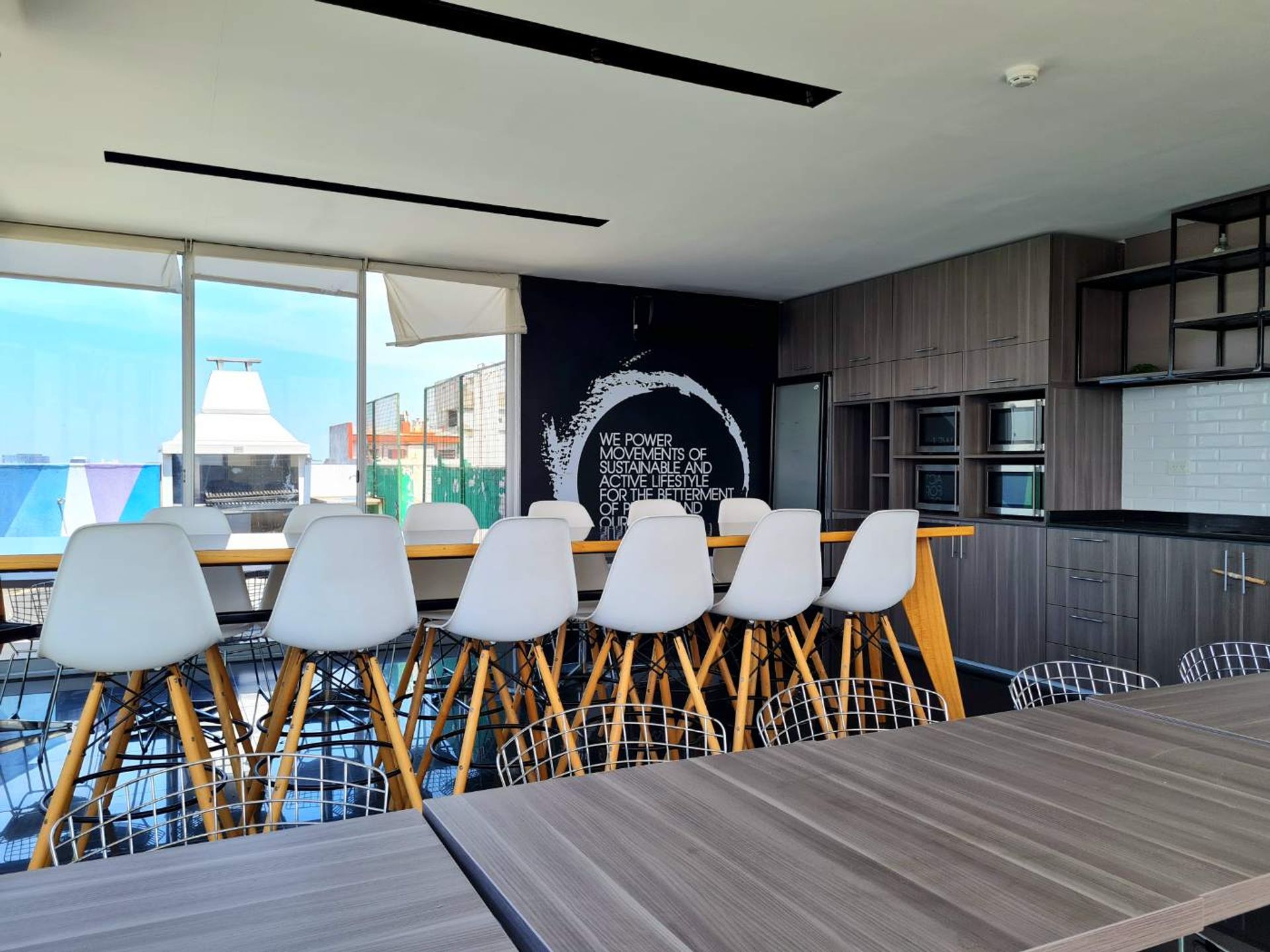 Venta Edificio En Block 3600 M2 Florida V. Lopez.
