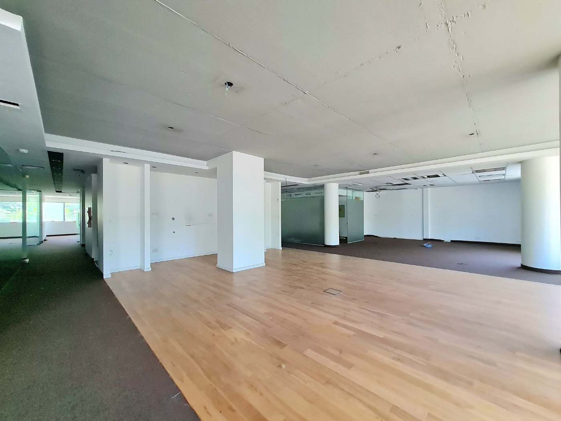 Venta Edificio En Block 3600 M2 Florida V. Lopez.