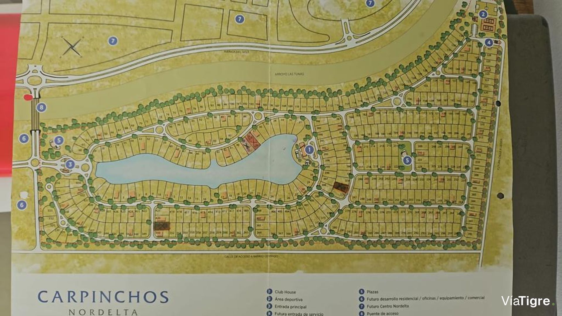 Venta de LOTE AL AGUA Barrio CARPINCHOS NORDELTA